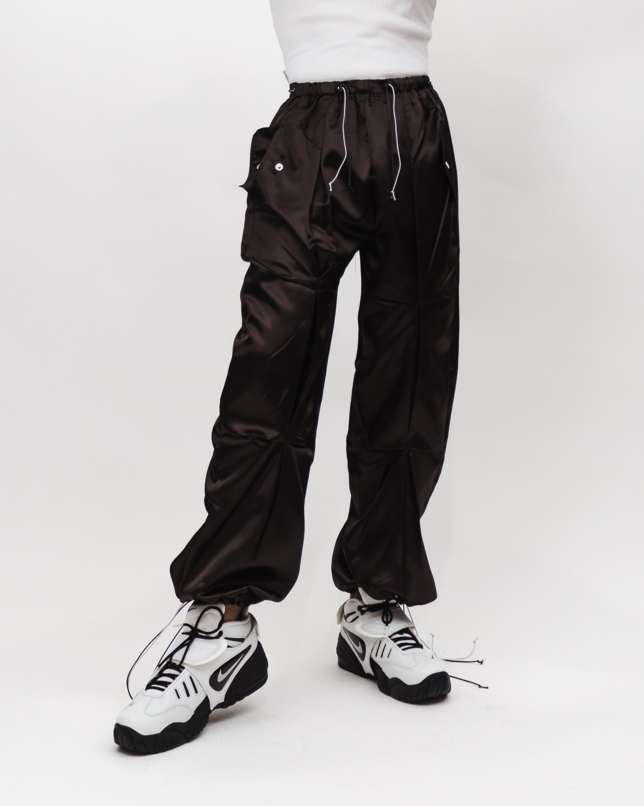 GATHER TRACK PANTS - GUN METAL