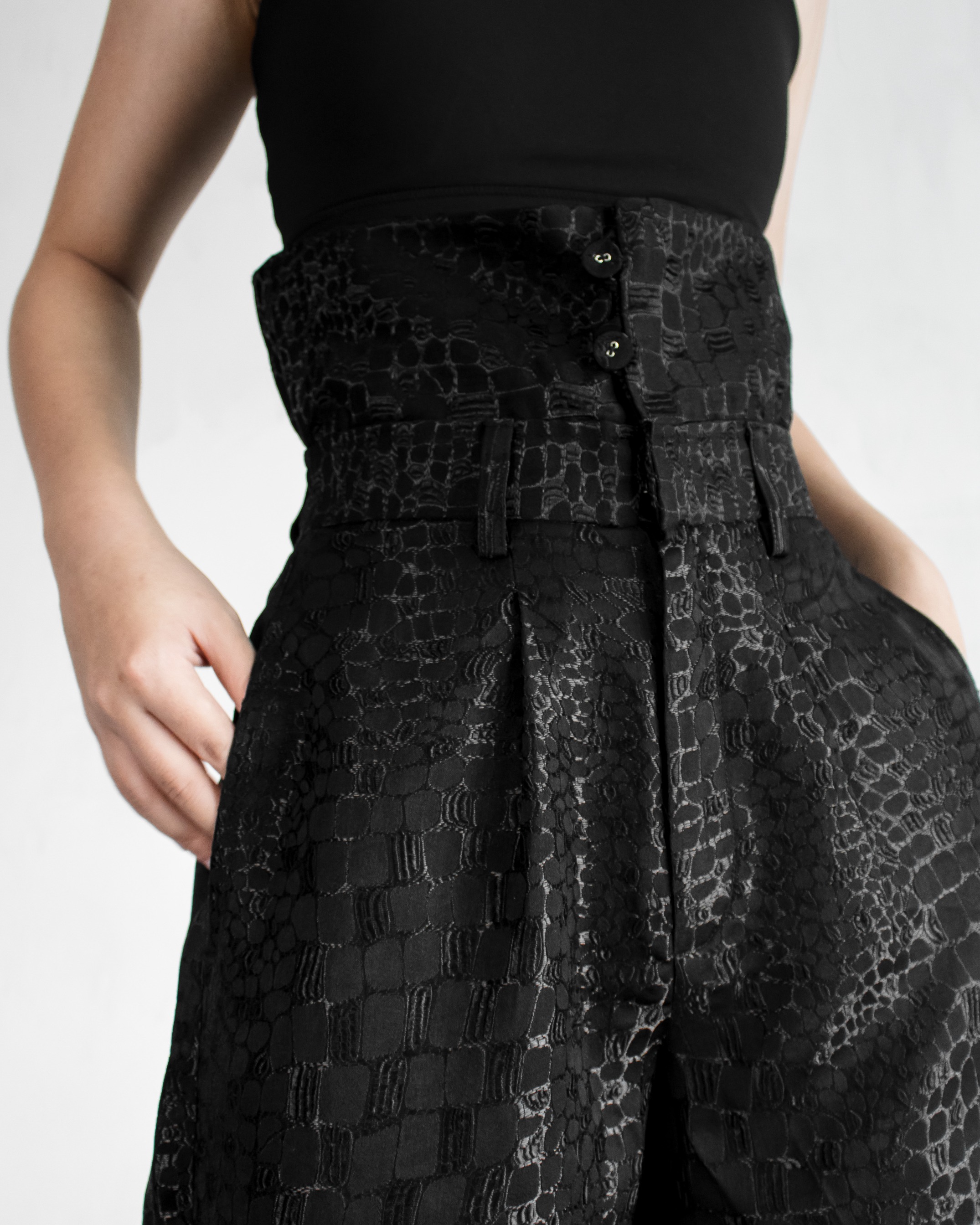 FOLDED JACQUARD TROUSERS - BLACK