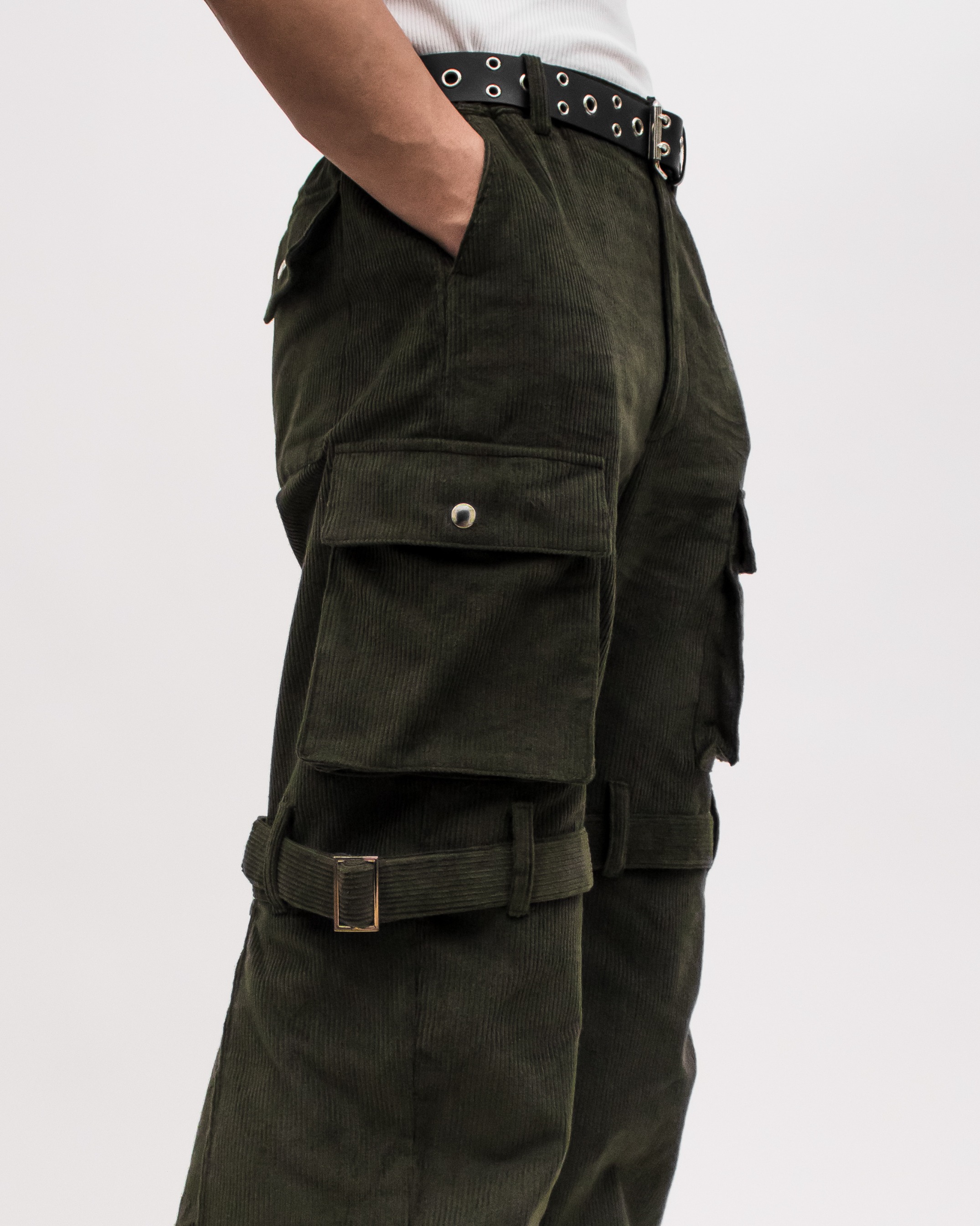 ZIP CARGO PANTS - OLIVE