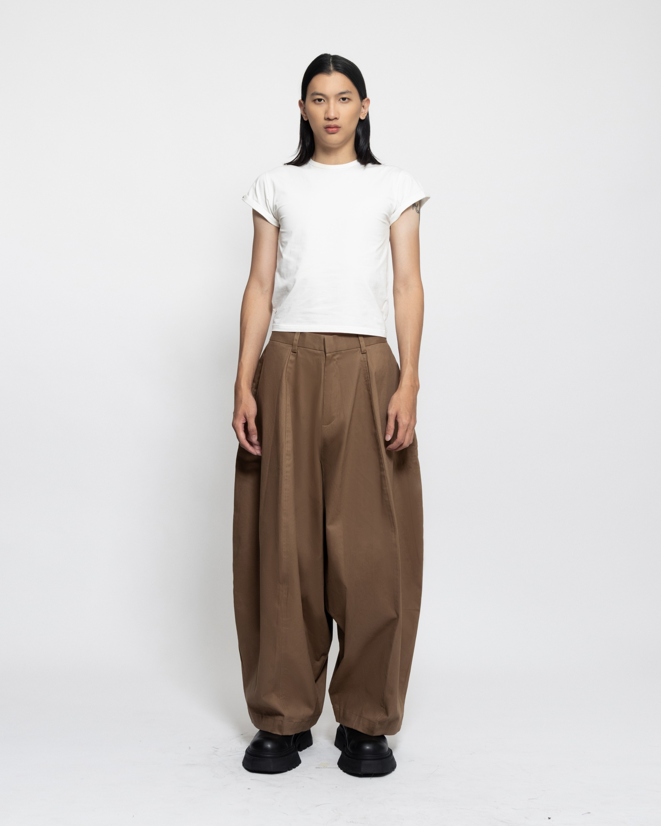 CURVED WIDE TROUSERS