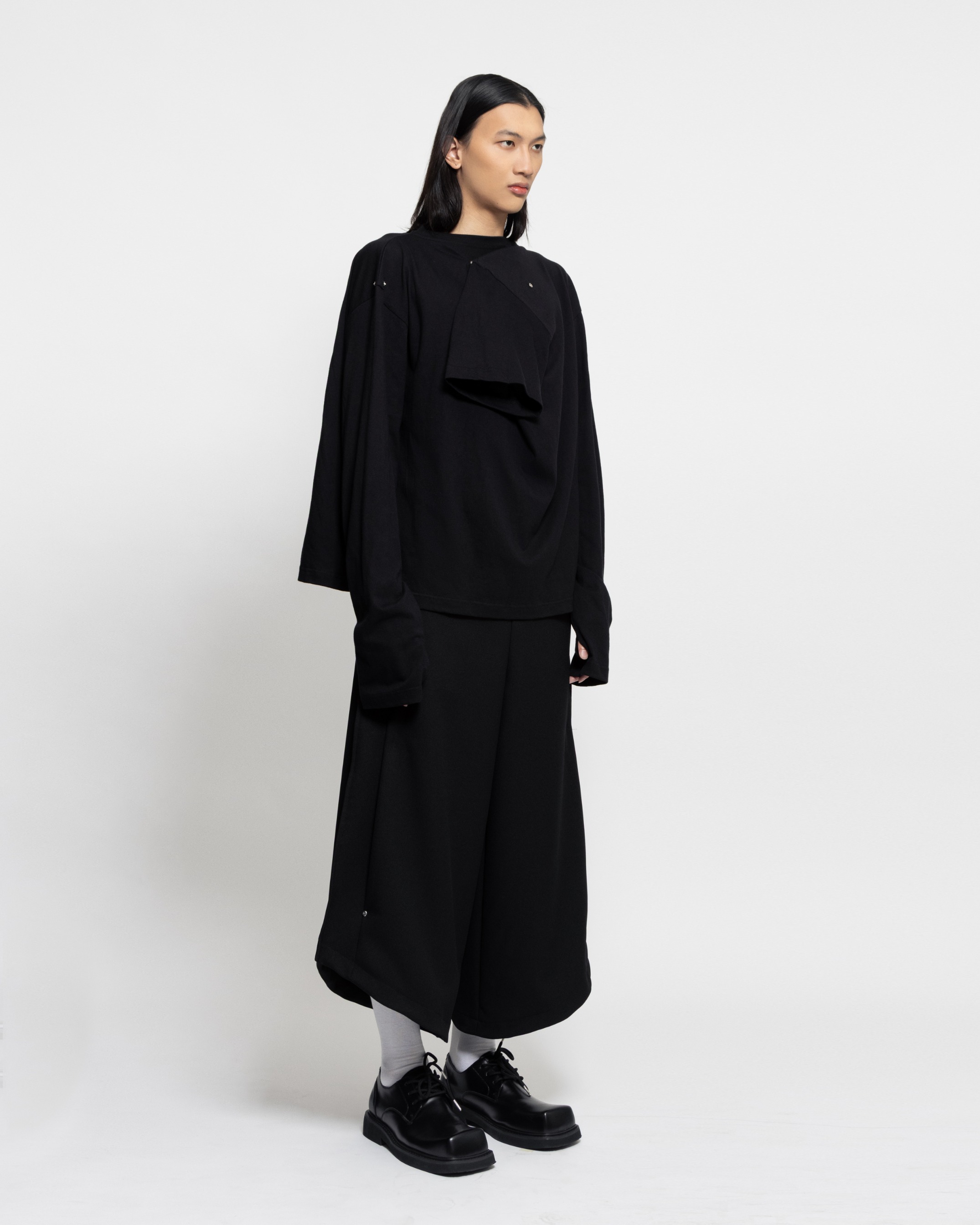 MAZE OVERSIZE TEES - BLACK