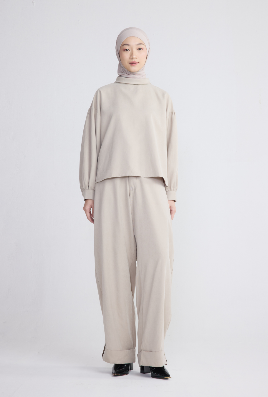 AIRA TOP ALMOND