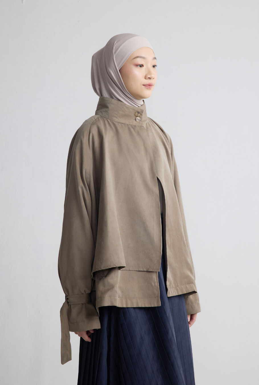 JANNU OUTER ASH BROWN