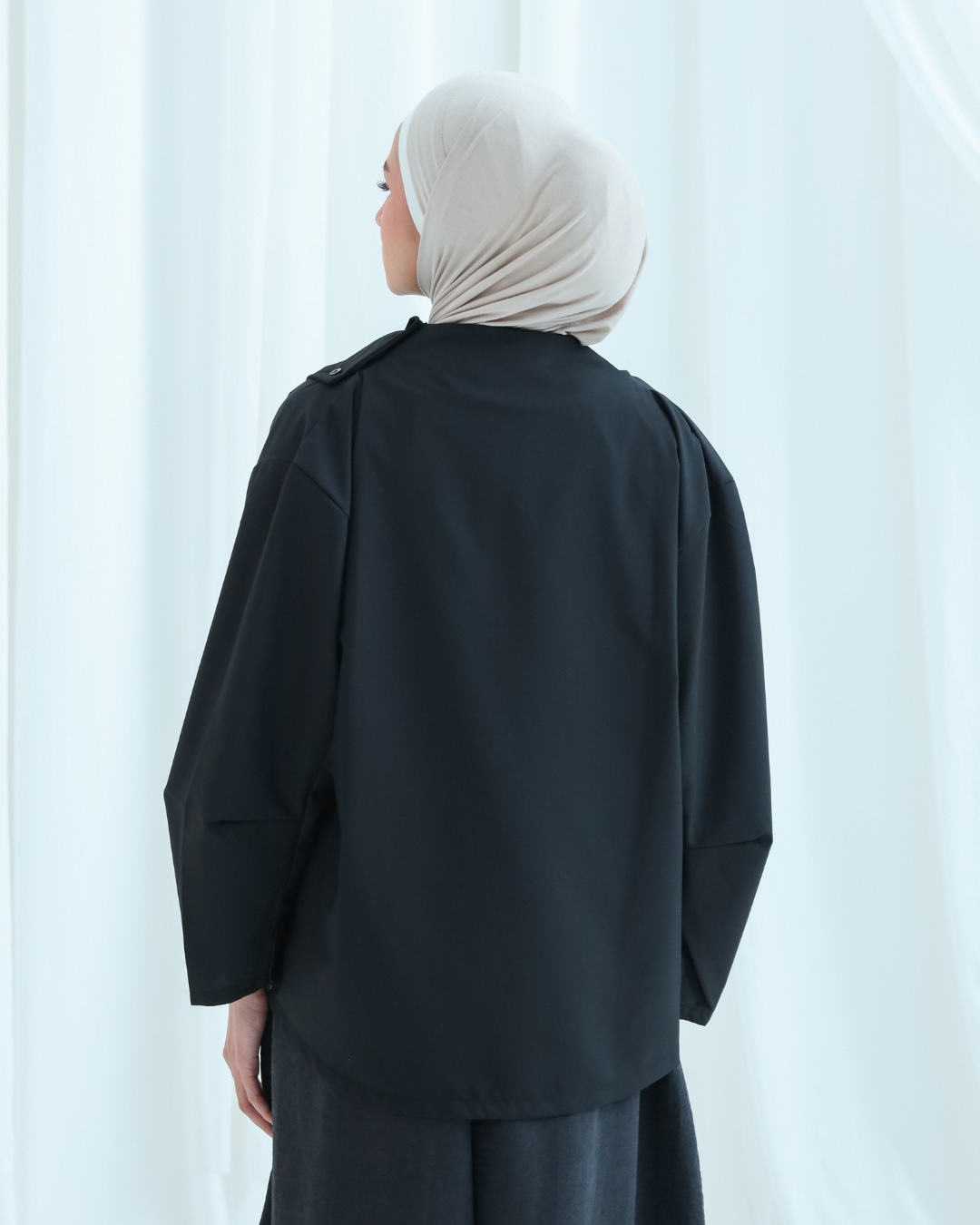LOWI TOP