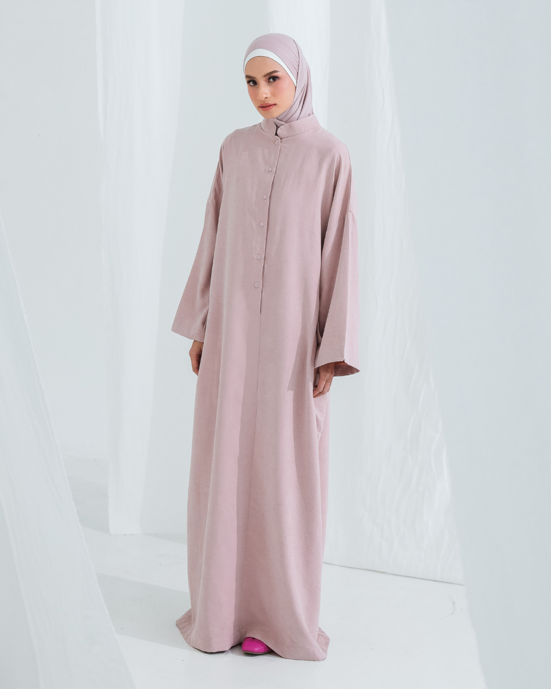 GUZE ABAYA