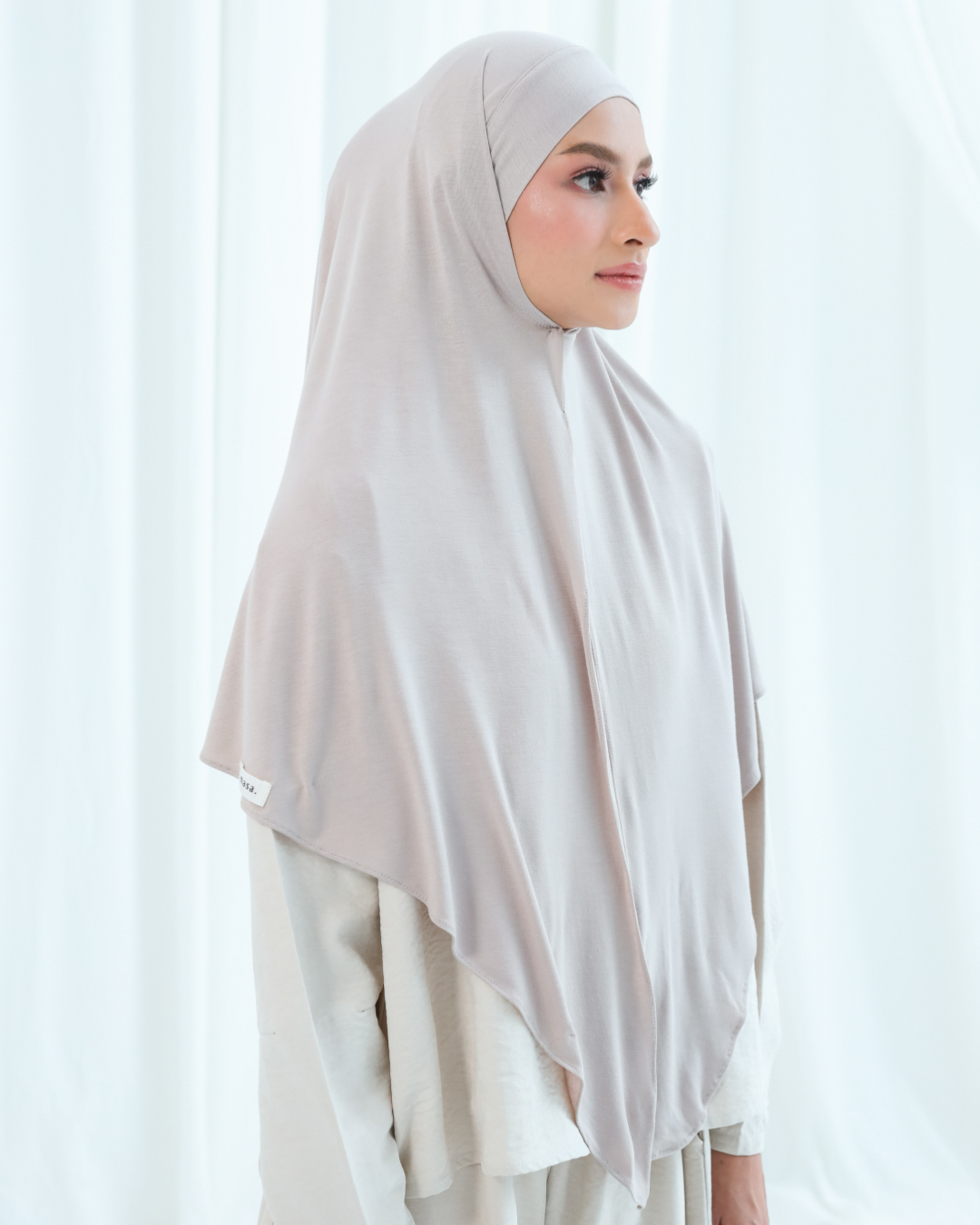 SARA KHIBAN