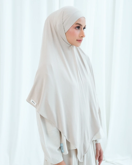 SARA KHIBAN
