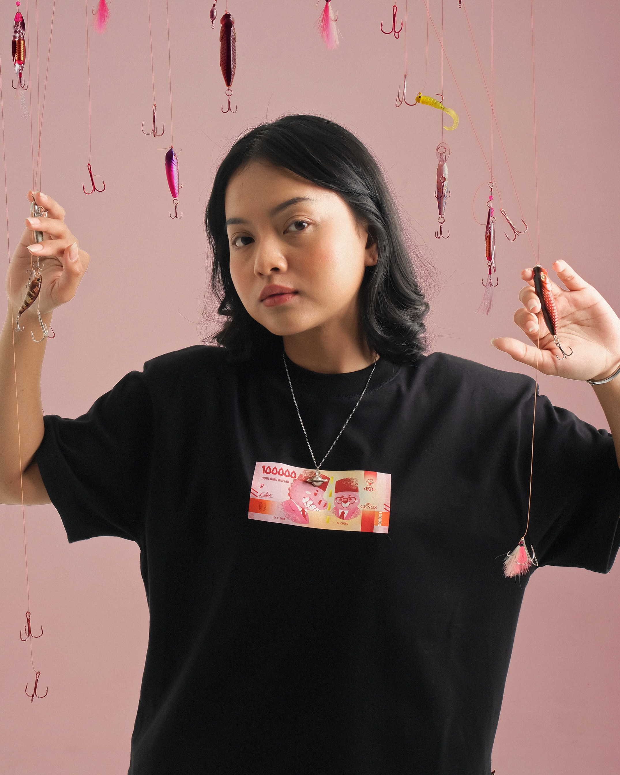 CRSL Rupi Black Tees I T-Shirt I Kaos Polos I Unisex