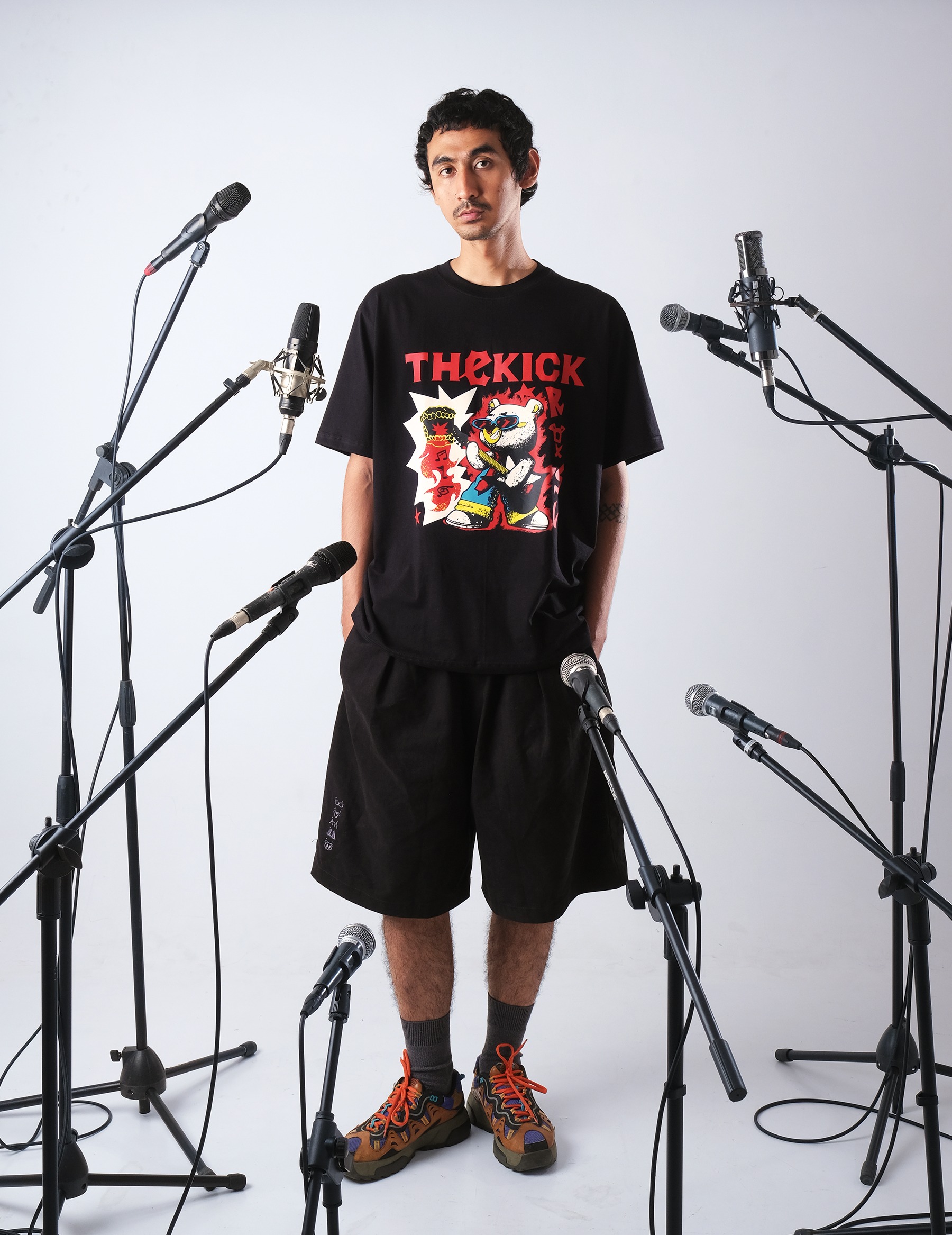 CRSL X THE KICK UFO TEES BLACK
