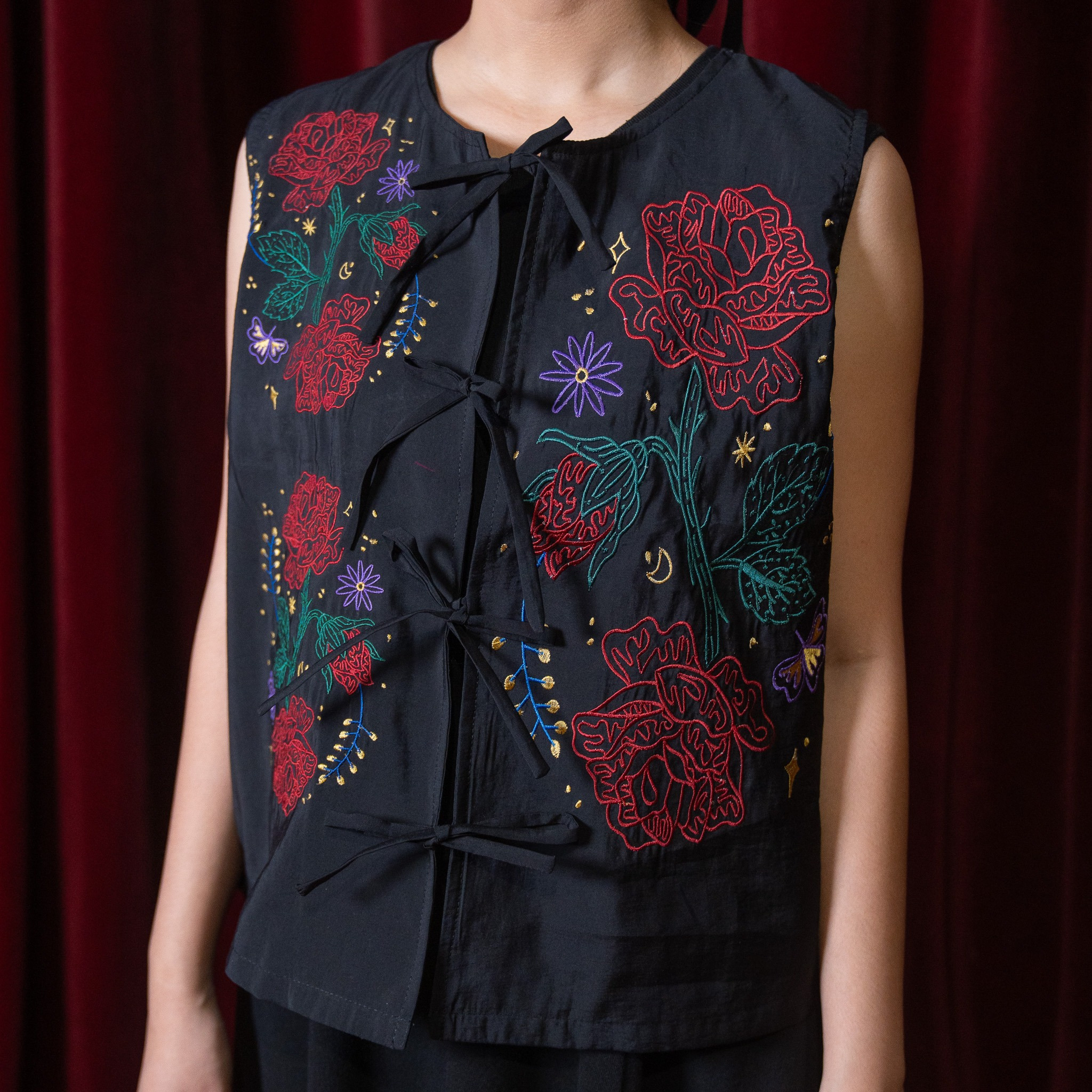 Nonaetal  X Dianable Lynx Embroidery Vest Black - Agni