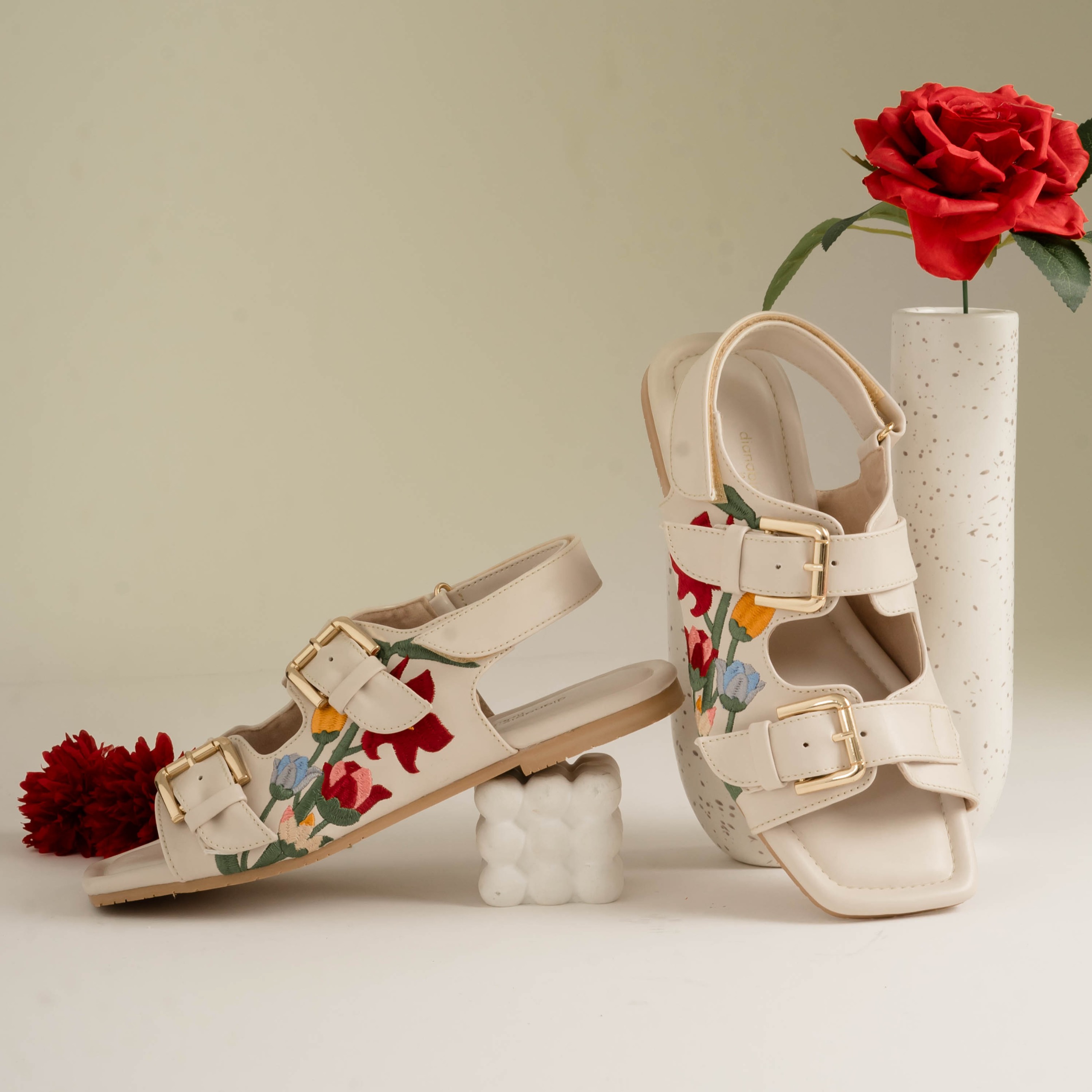 Flea Cream Flat Sandals Dianable x Nabila Ishma