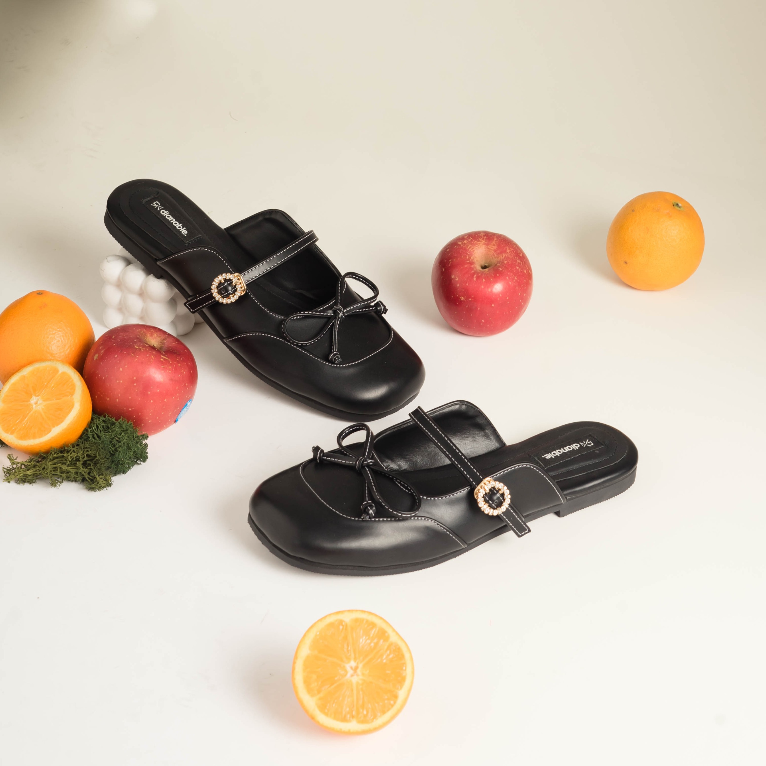 Molly Mules Sandals - Dianable