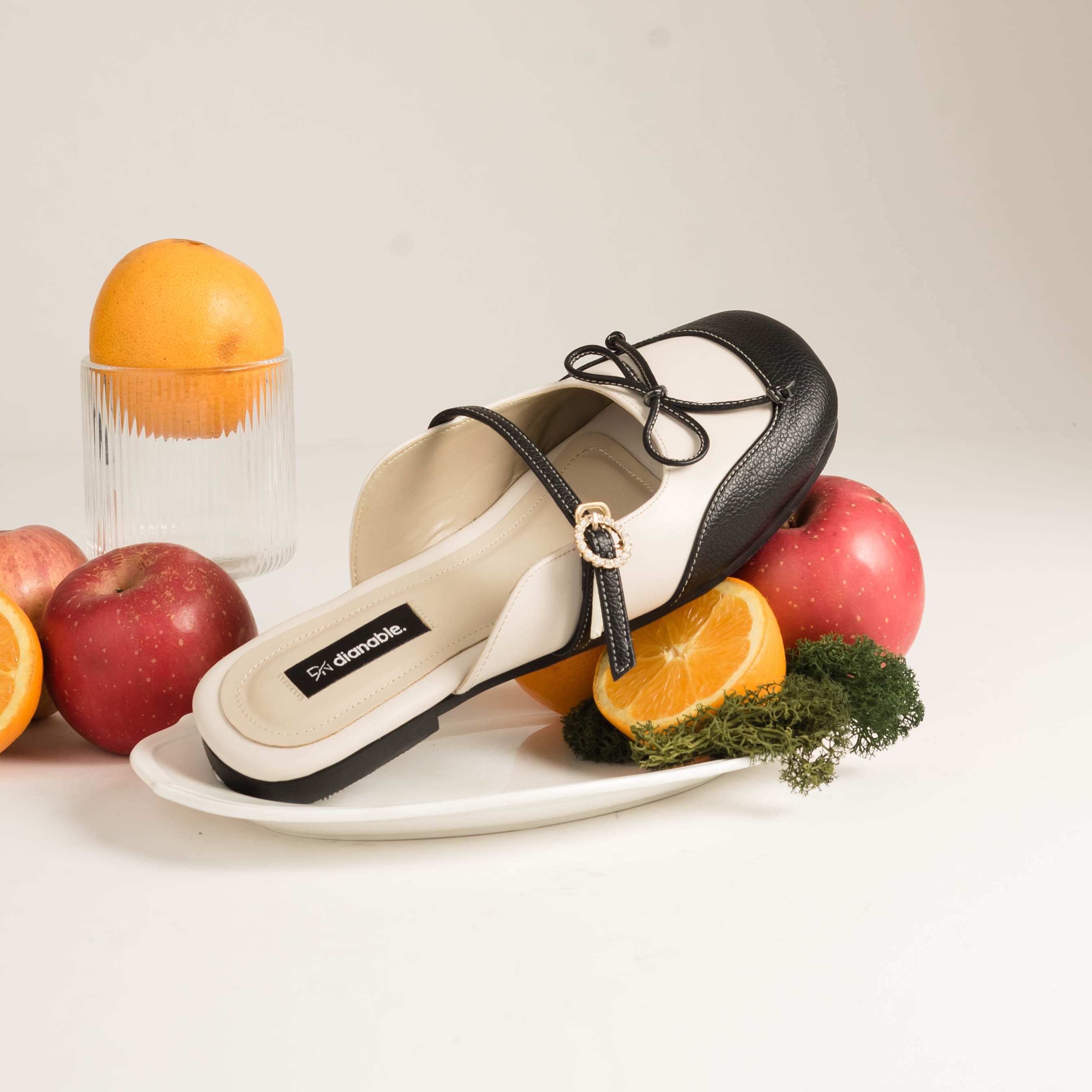 Molly Mules Sandals - Dianable
