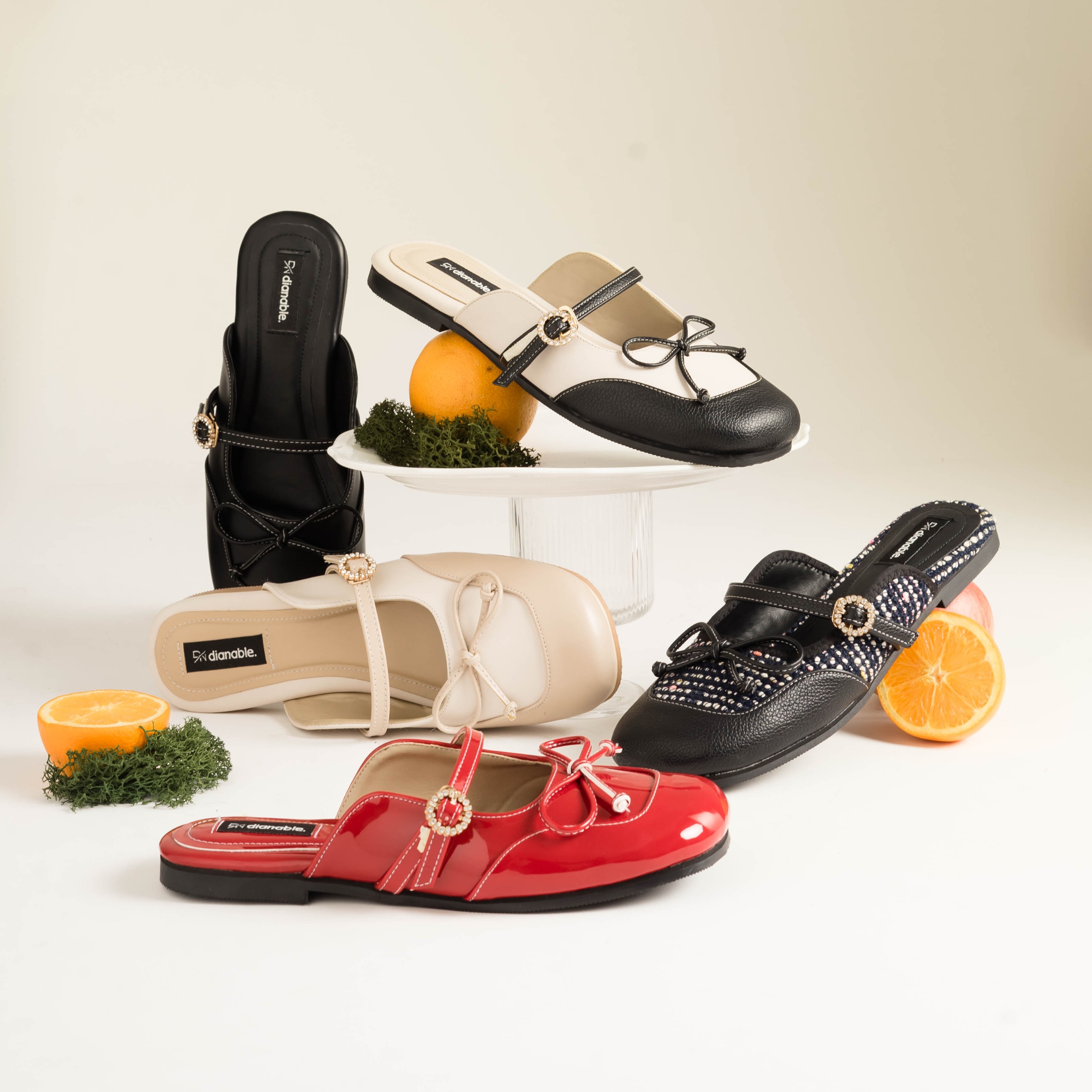 Molly Mules Sandals - Dianable