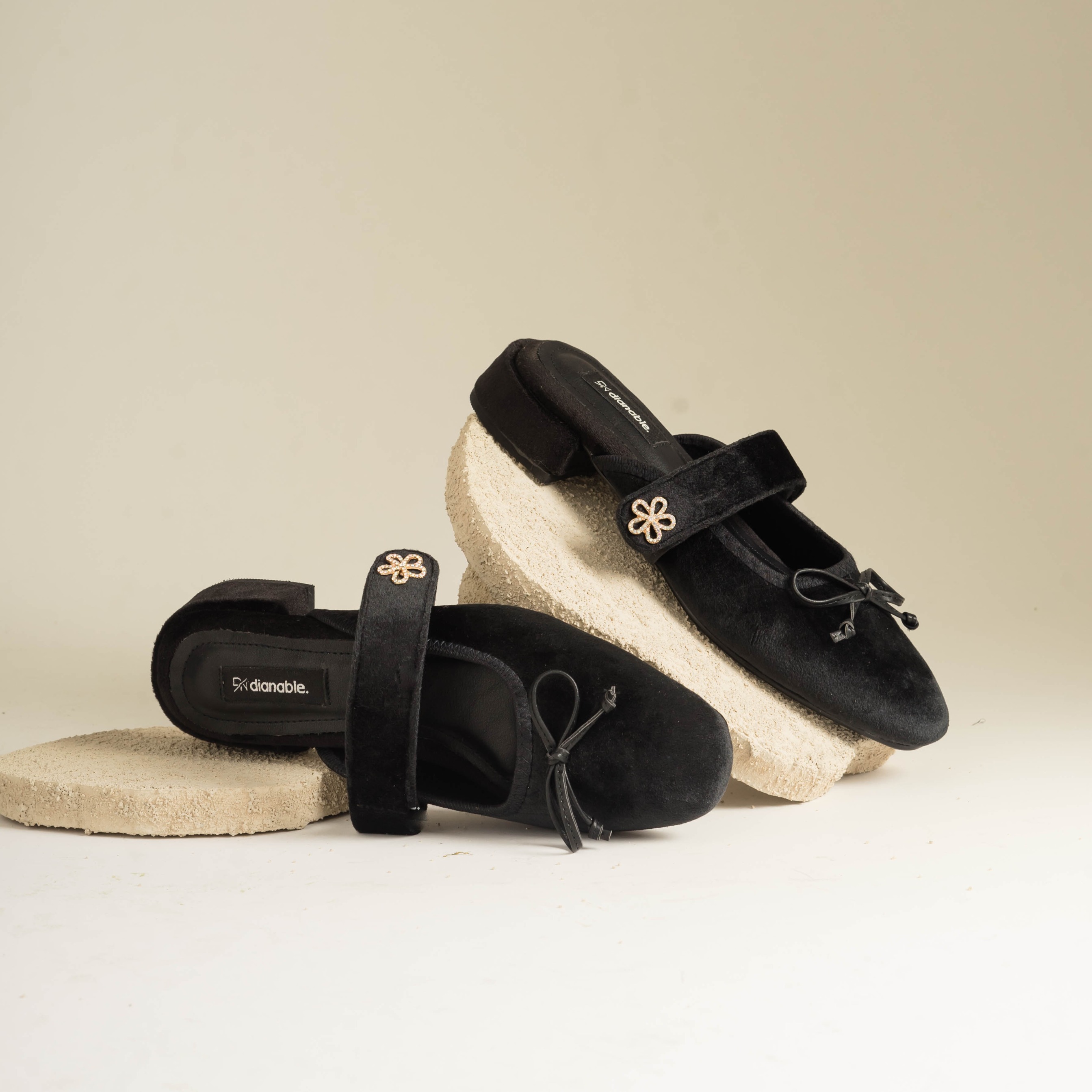 Lyria Heels Mules Shoes - Dianable