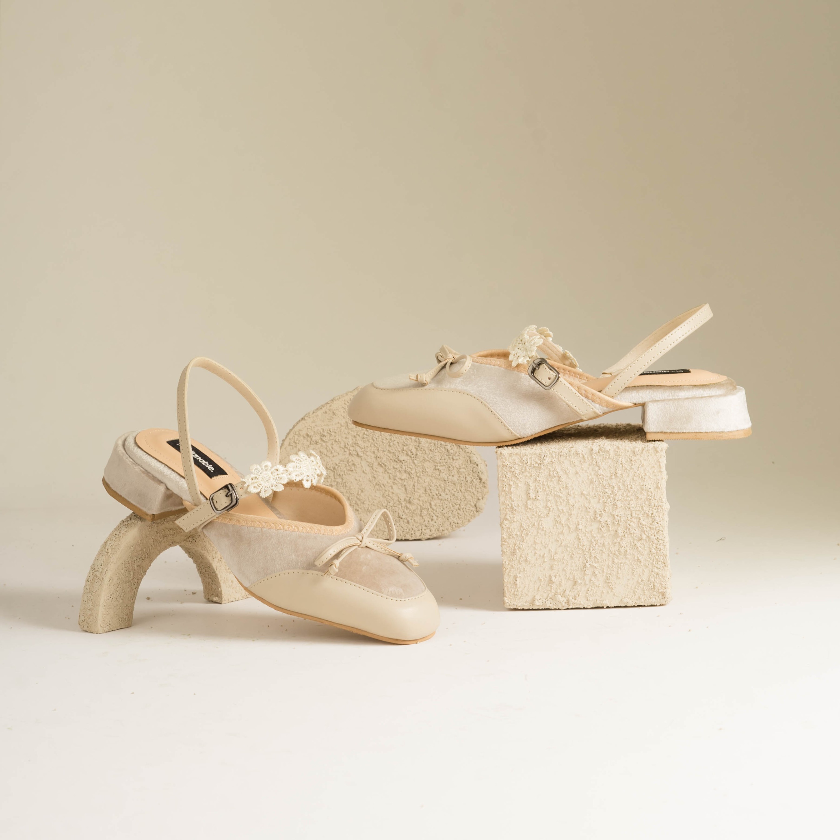Livy Heels Mules Shoes - Dianable