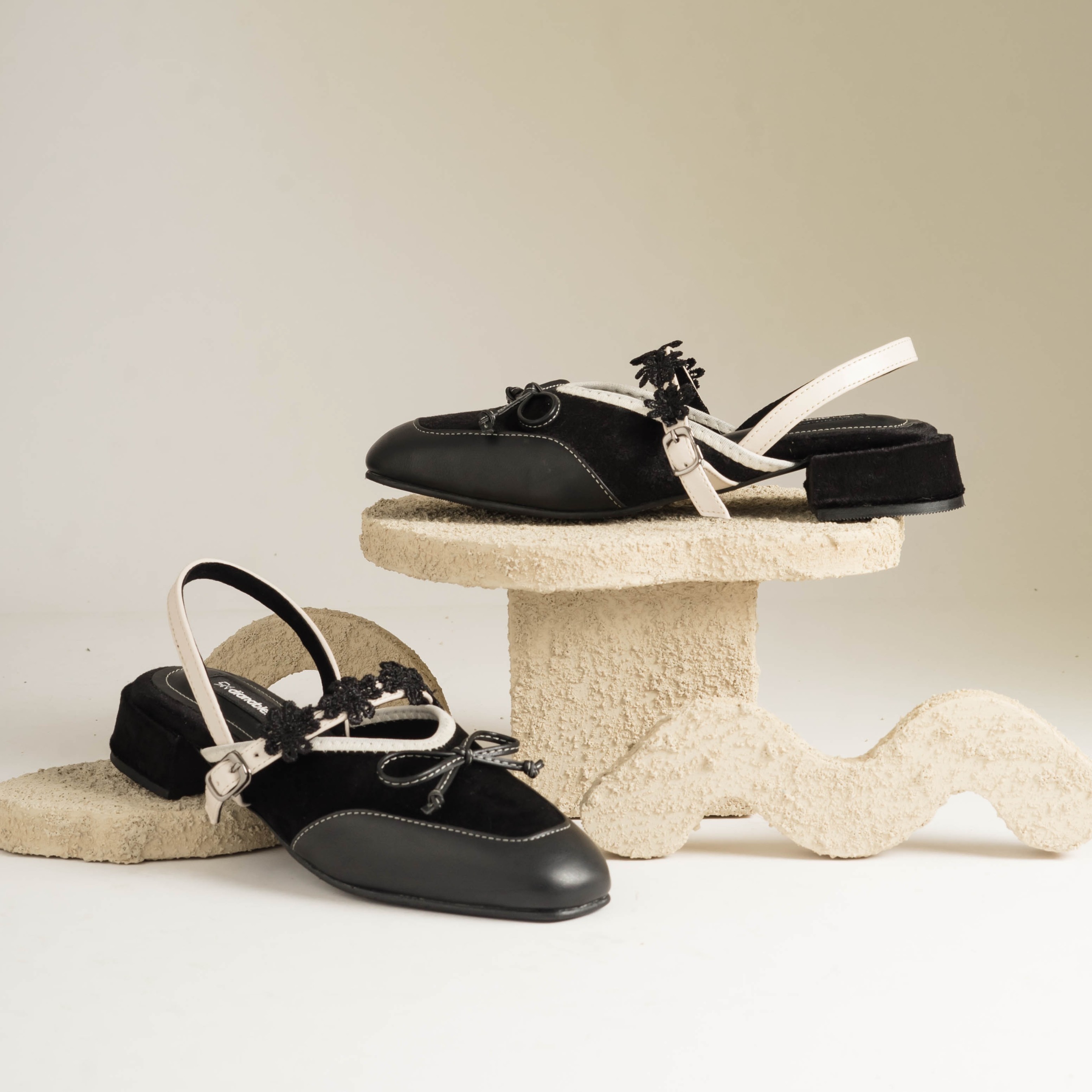 Livy Heels Mules Shoes - Dianable