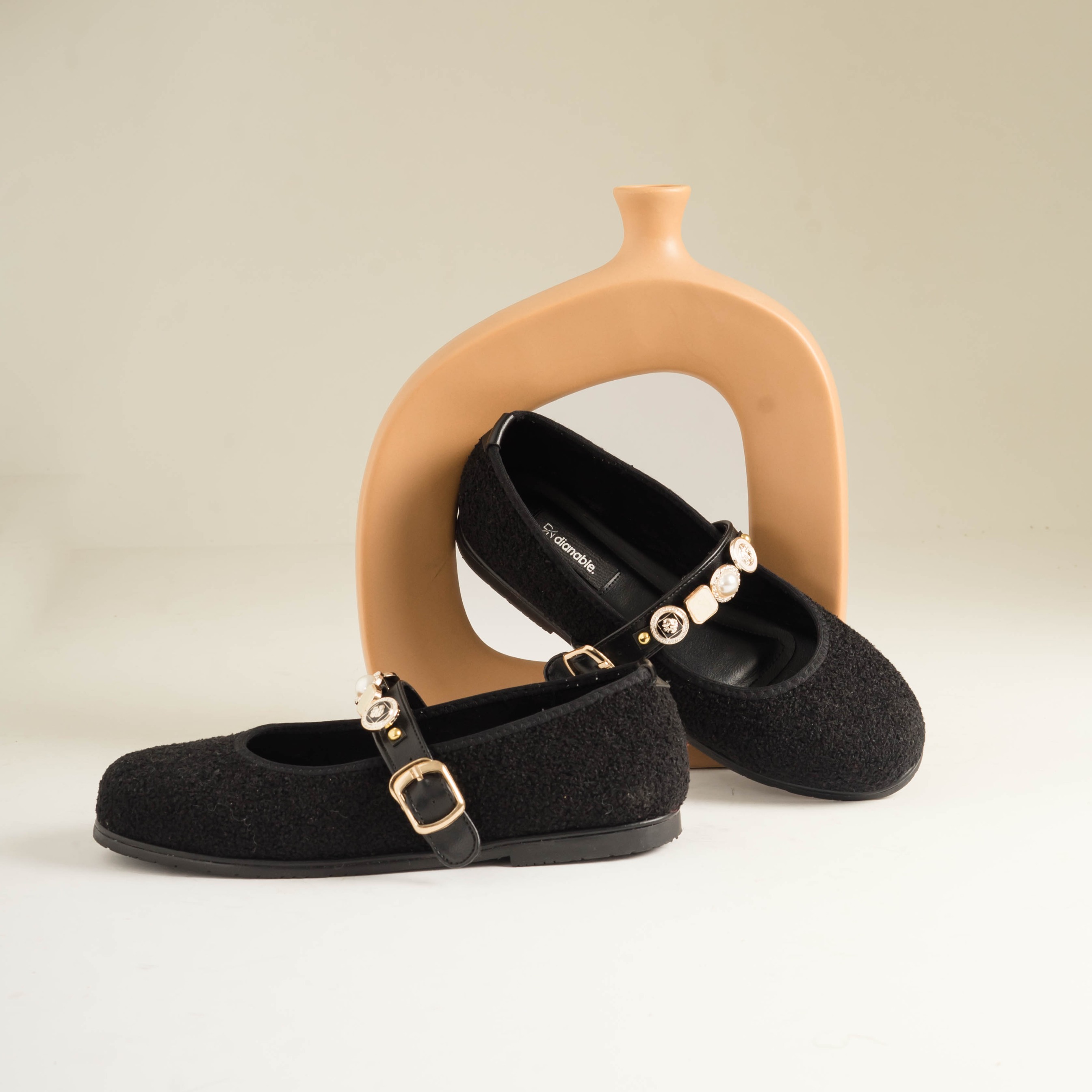 Vora Flat Shoes - Dianable