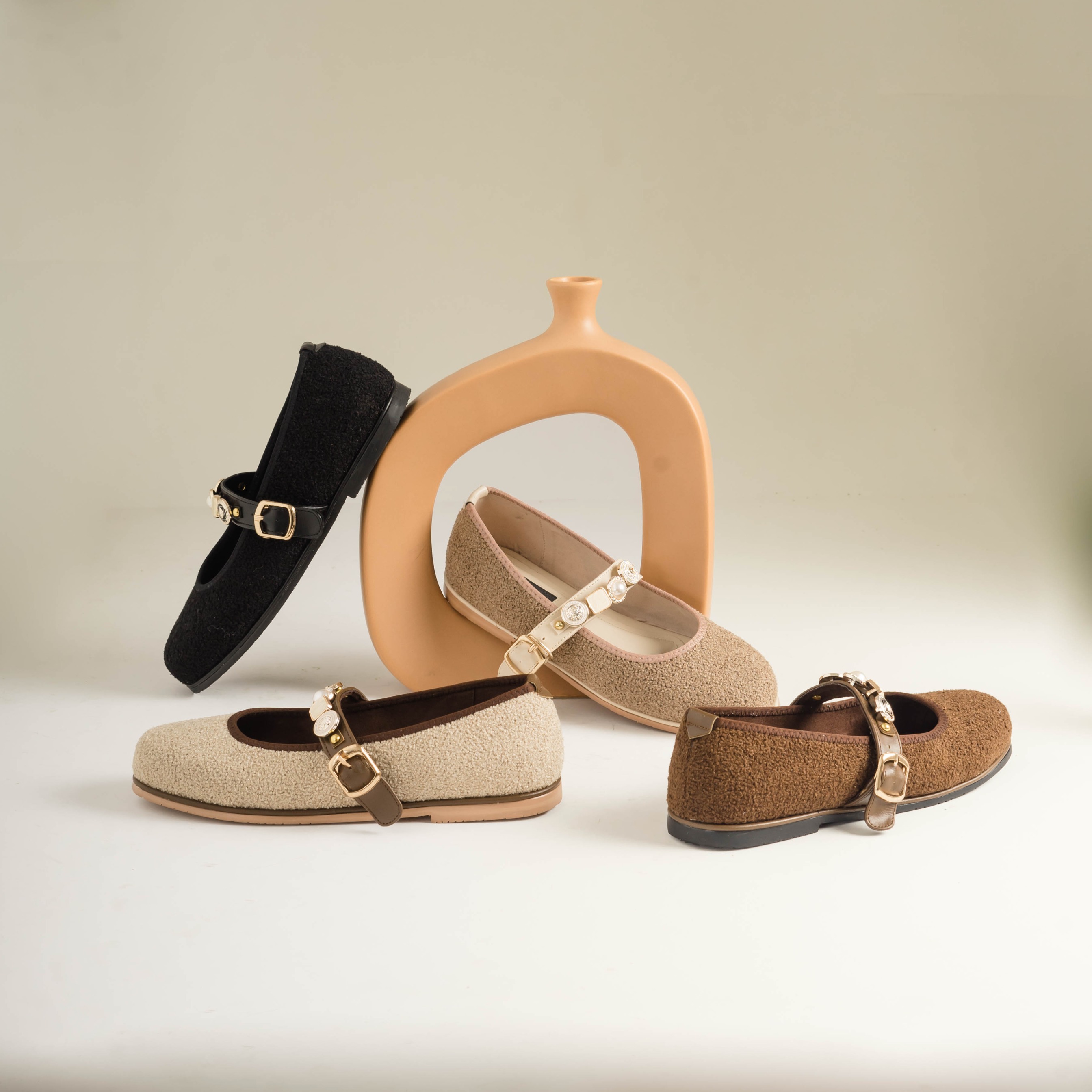 Vora Flat Shoes - Dianable