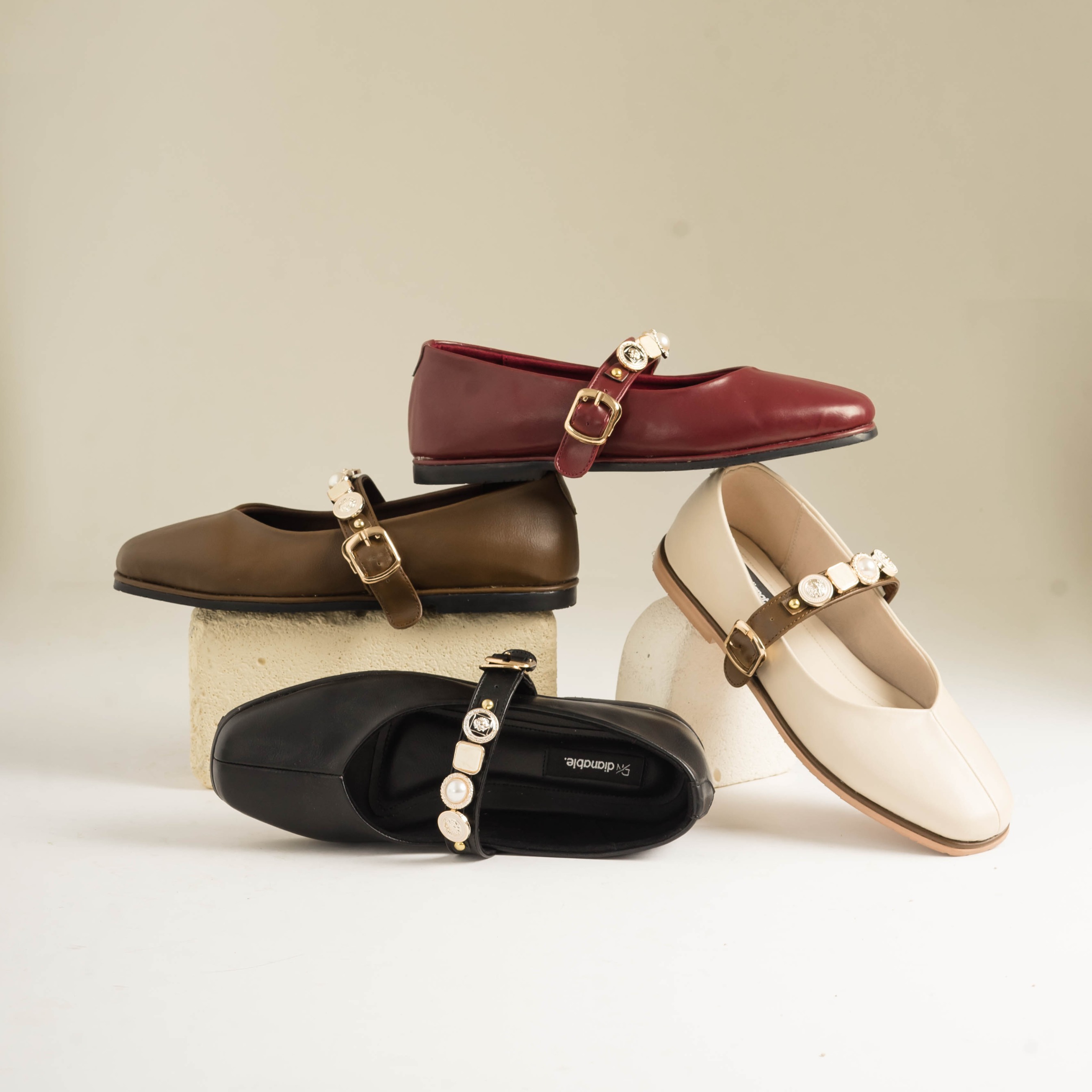 Nora Flat Shoes - Dianable