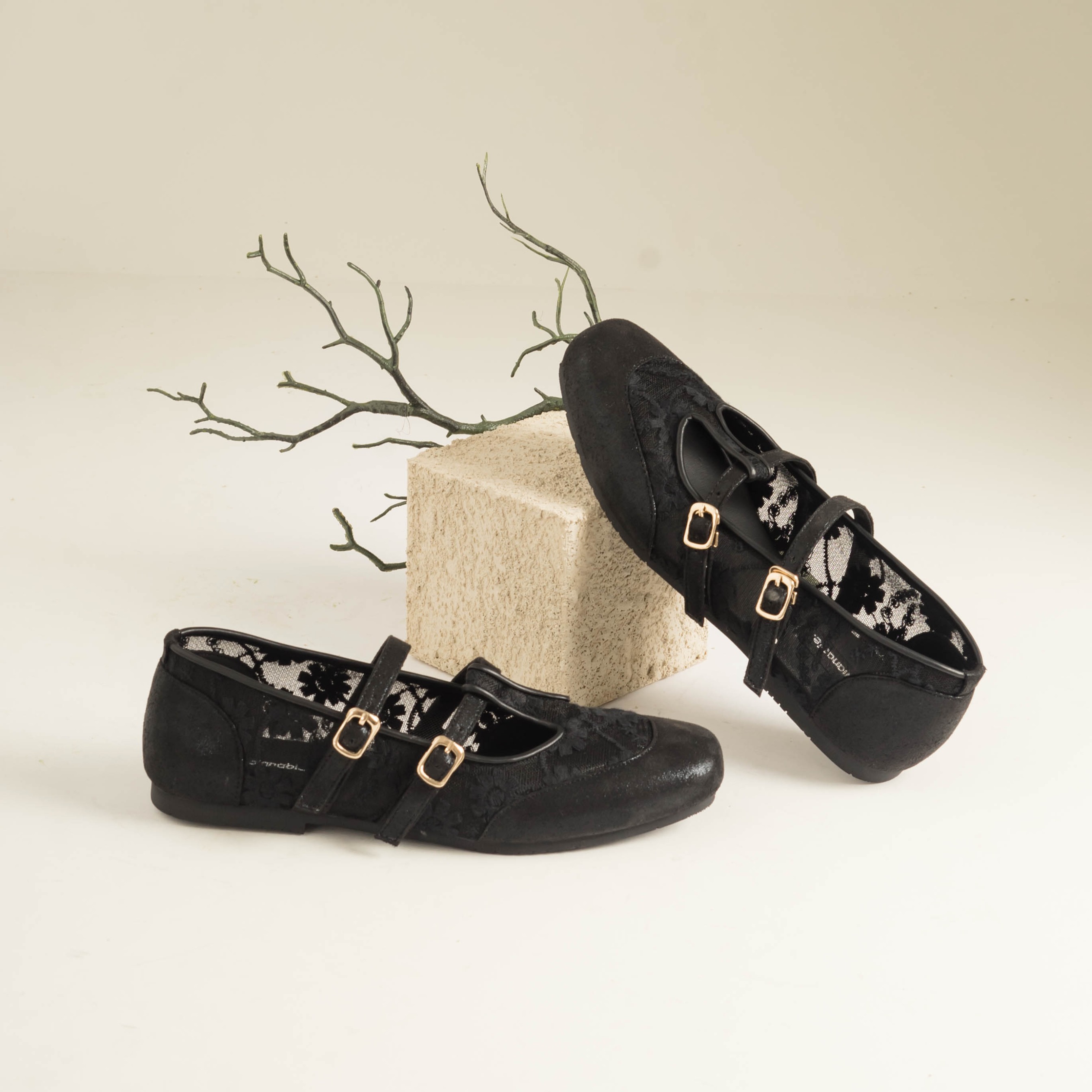 Faye Flat Shoes - Dianable