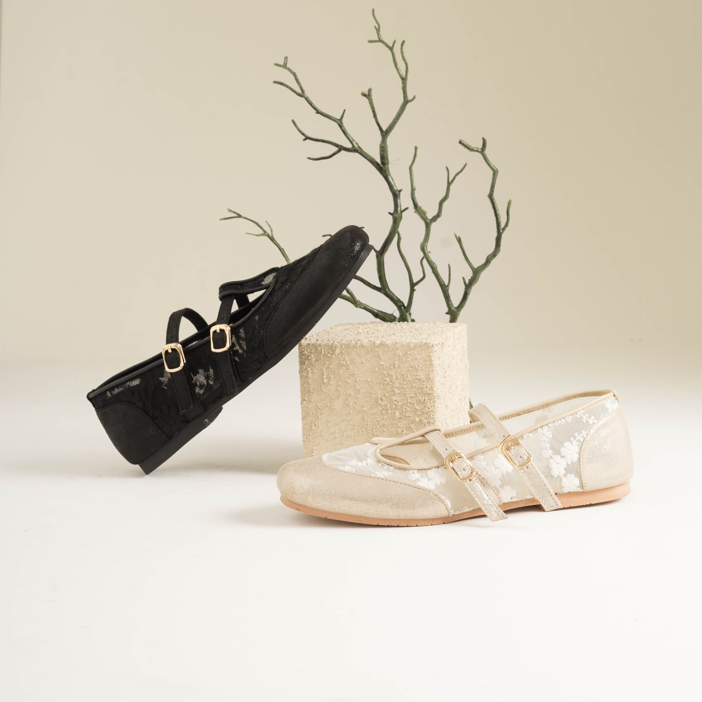 Faye Flat Shoes - Dianable