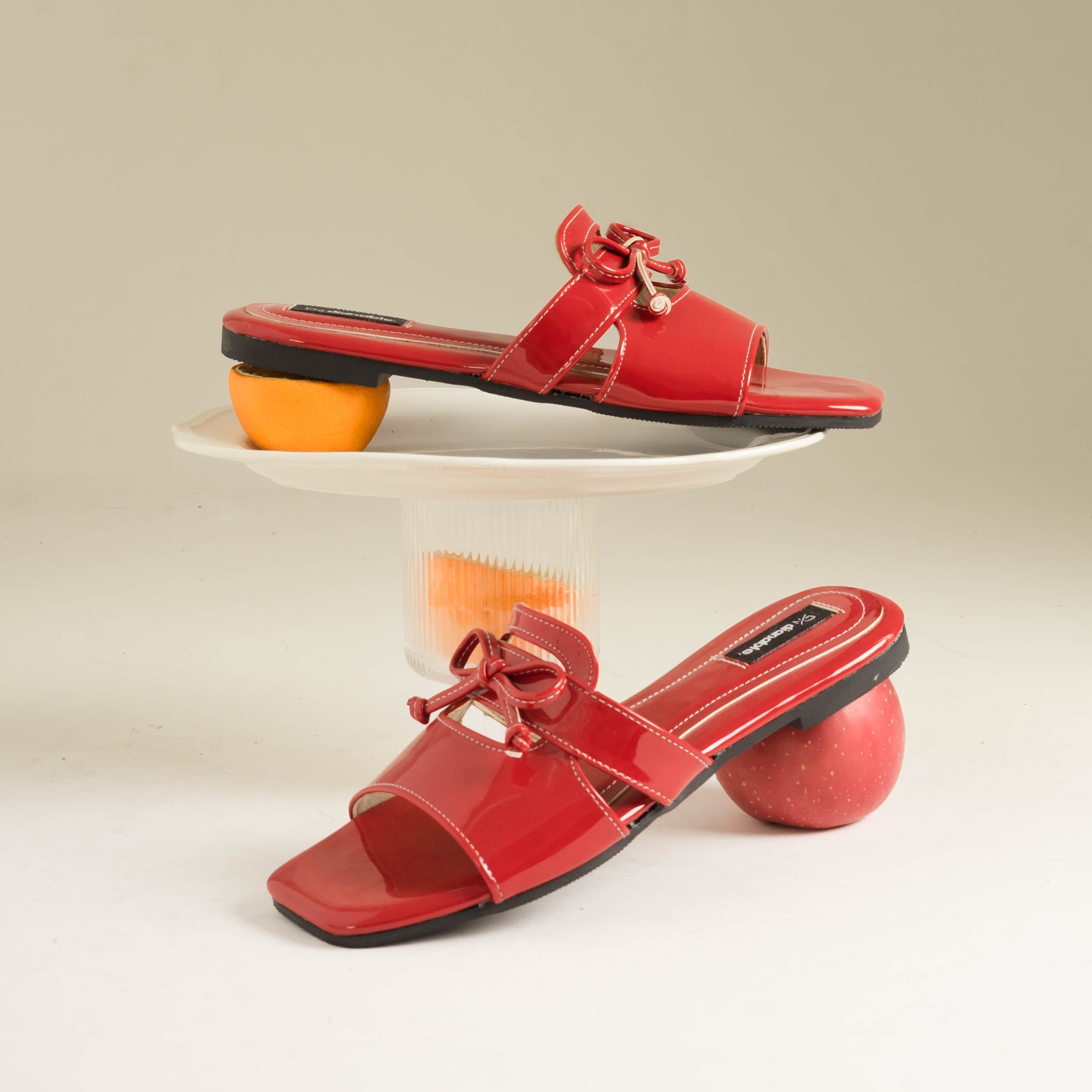 Lore Flat Sandals - Dianable