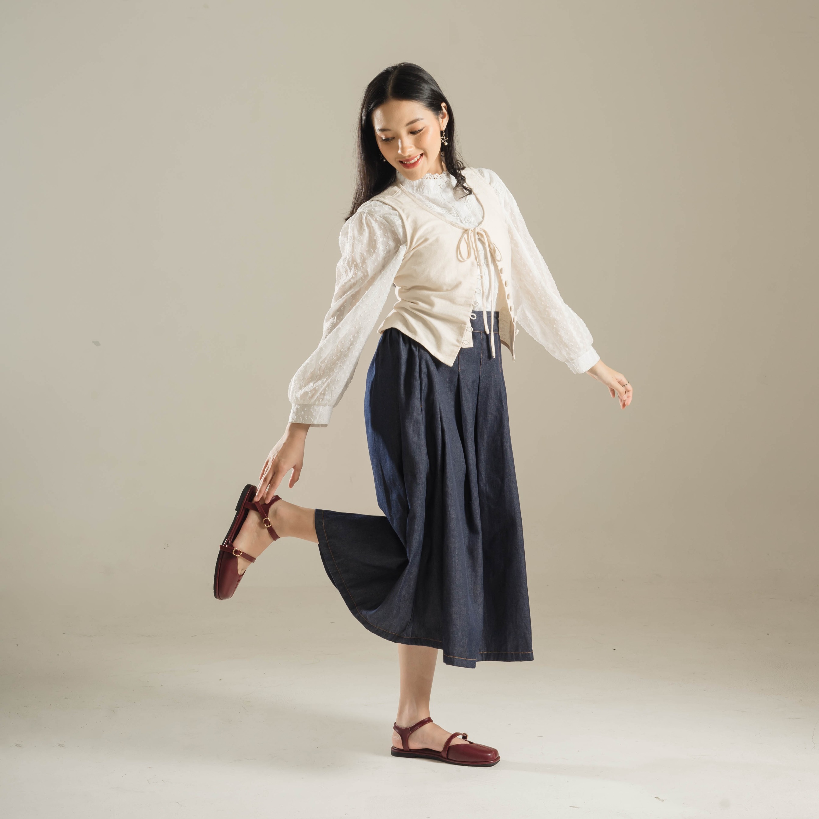 Lyora Ankle Strap Sepatu Wanita Dianable