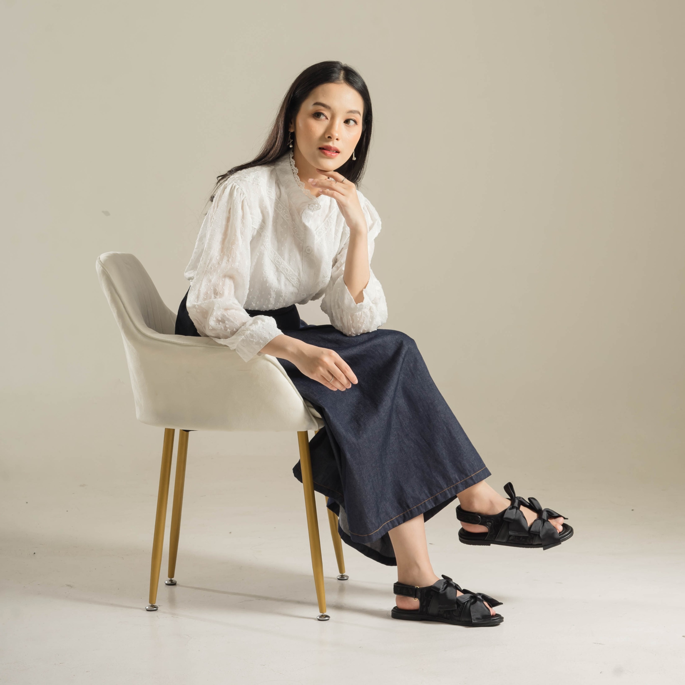 Hanna Flat Sandal Wanita - Dianable