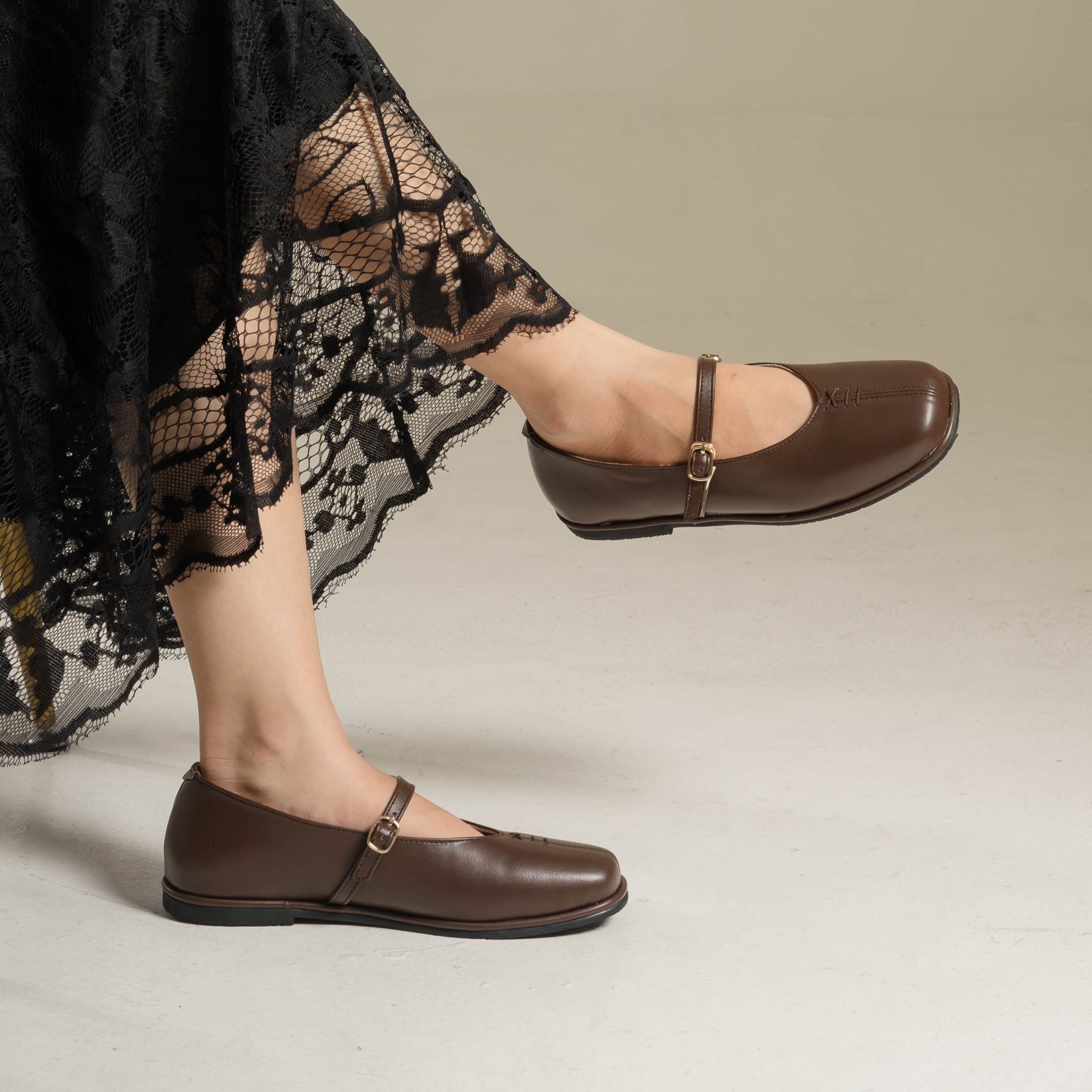 Brisia Flat Shoes Wanita Dianable