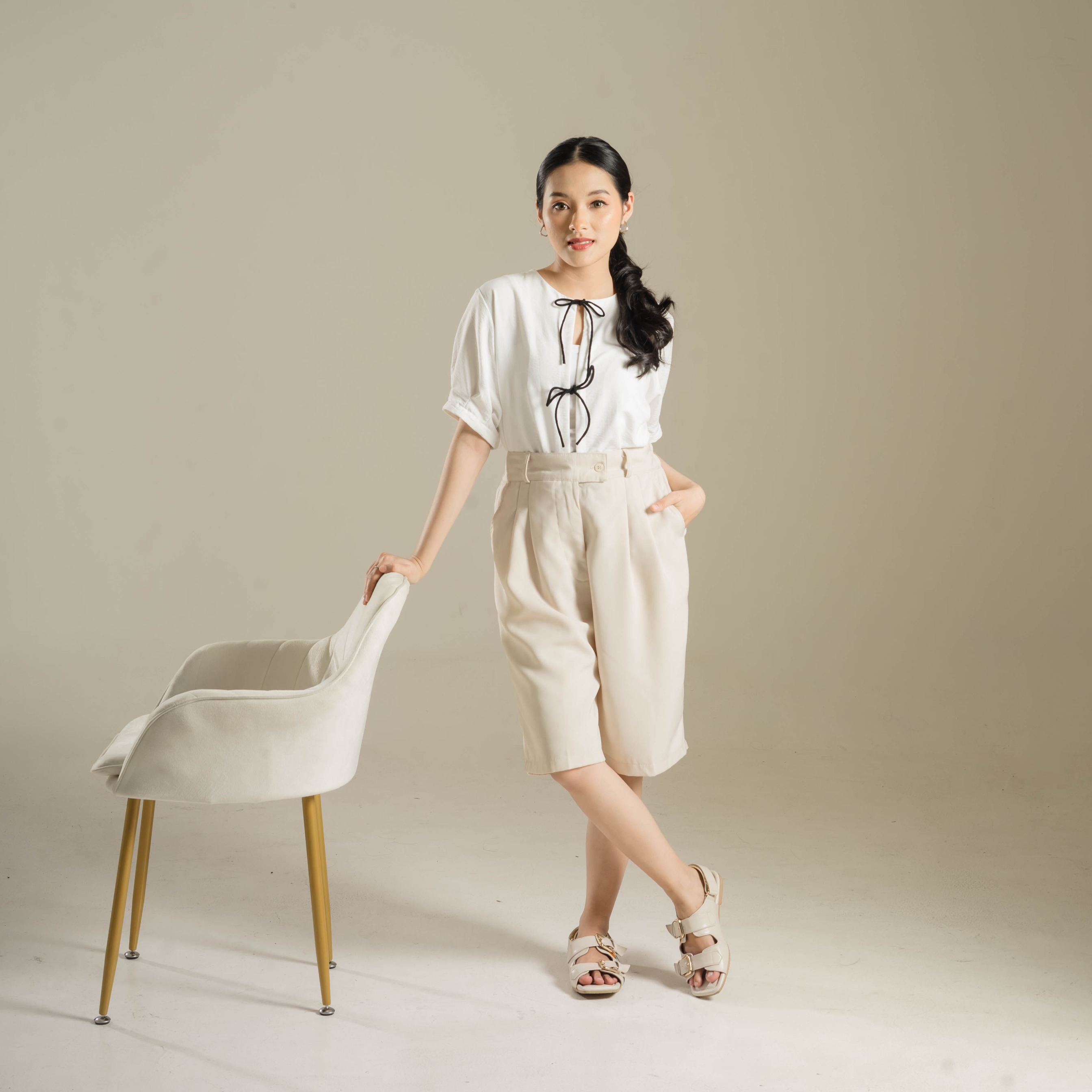 Flea Cream Flat Sandals Dianable x Nabila Ishma