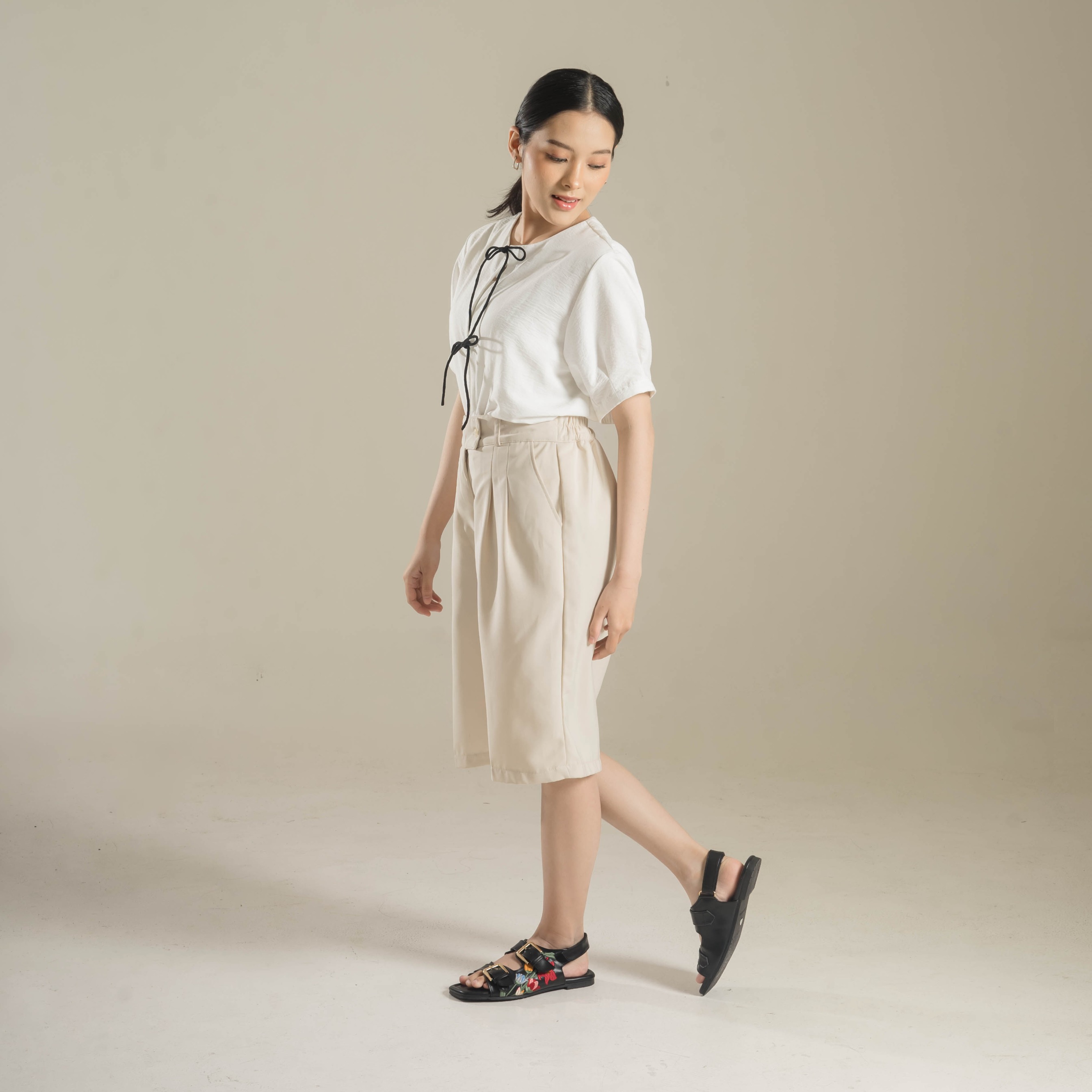 Flea Black Flat Sandals - Dianable x Nabila Ishma