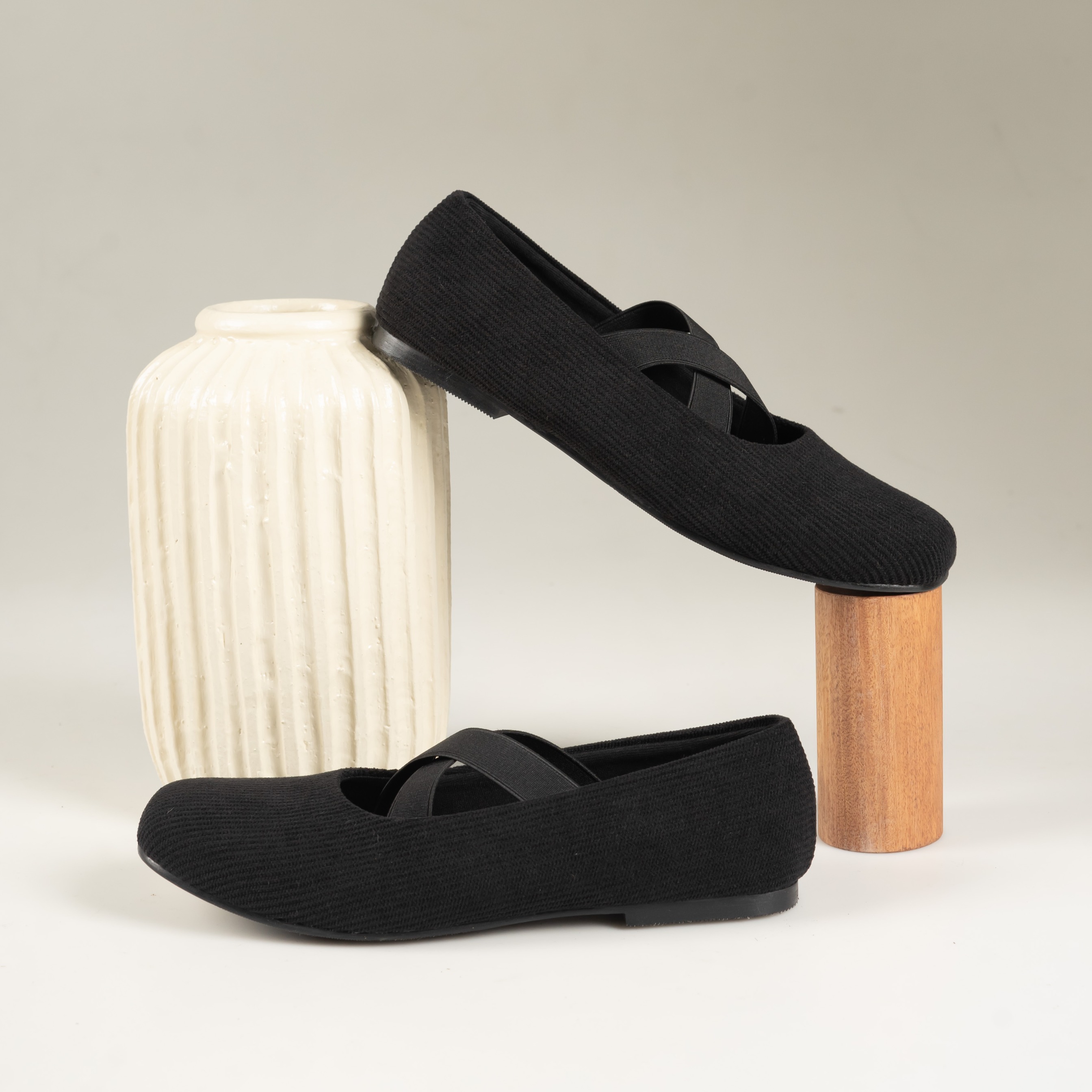 Dianable - Naomi Flasthoes Sepatu Wanita (Black - Brown)