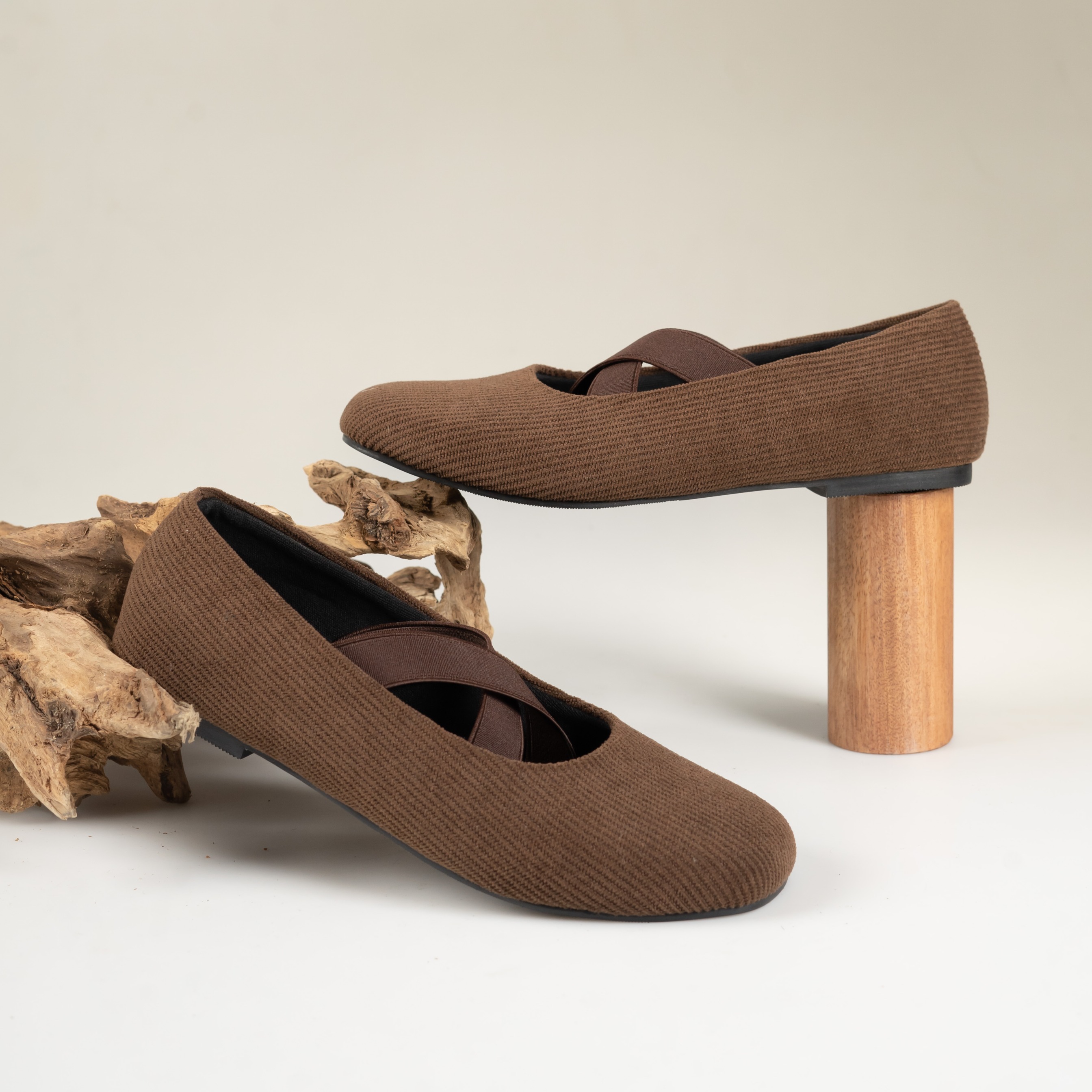 Dianable - Naomi Flasthoes Sepatu Wanita (Black - Brown)