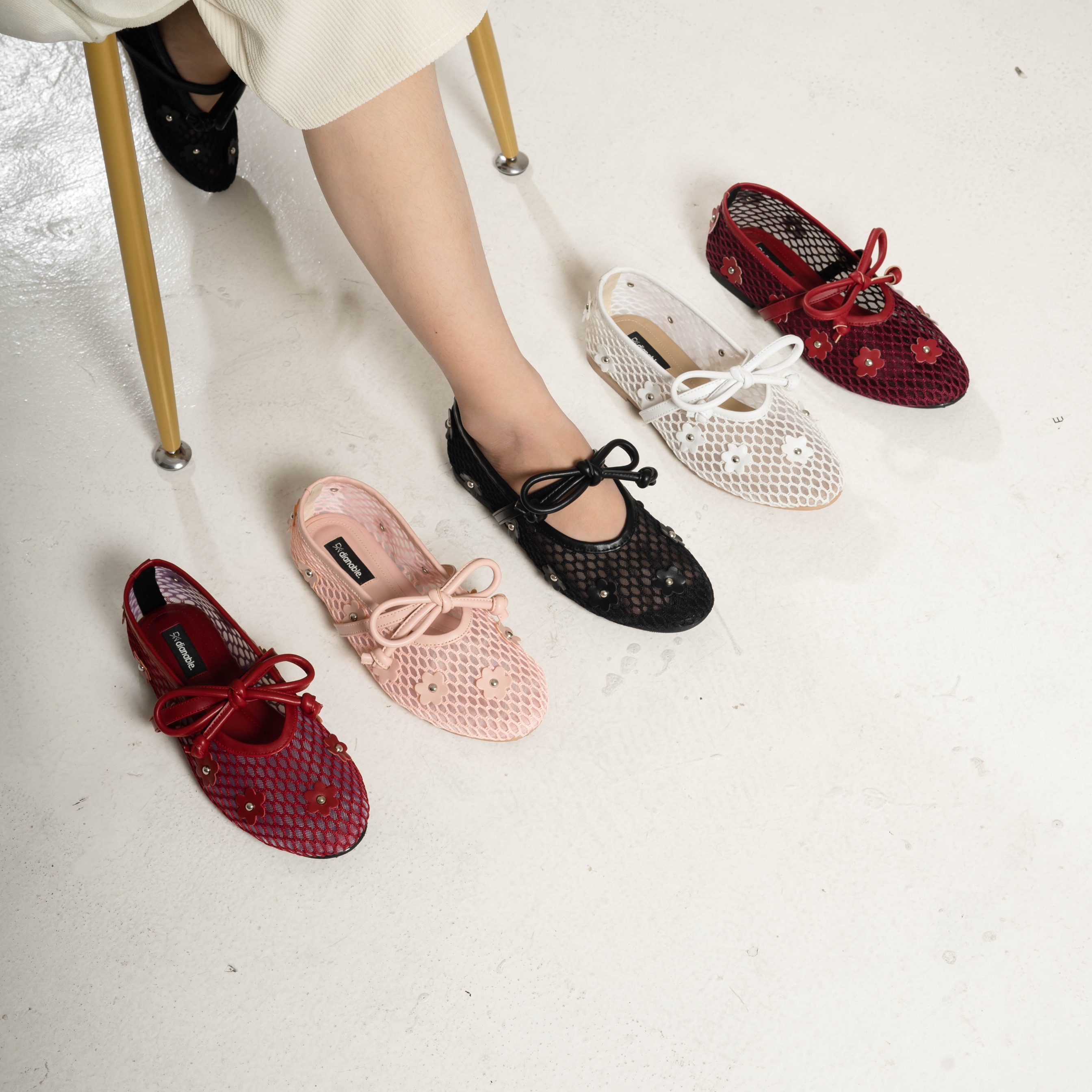 Deena Flat Shoes - Dianable