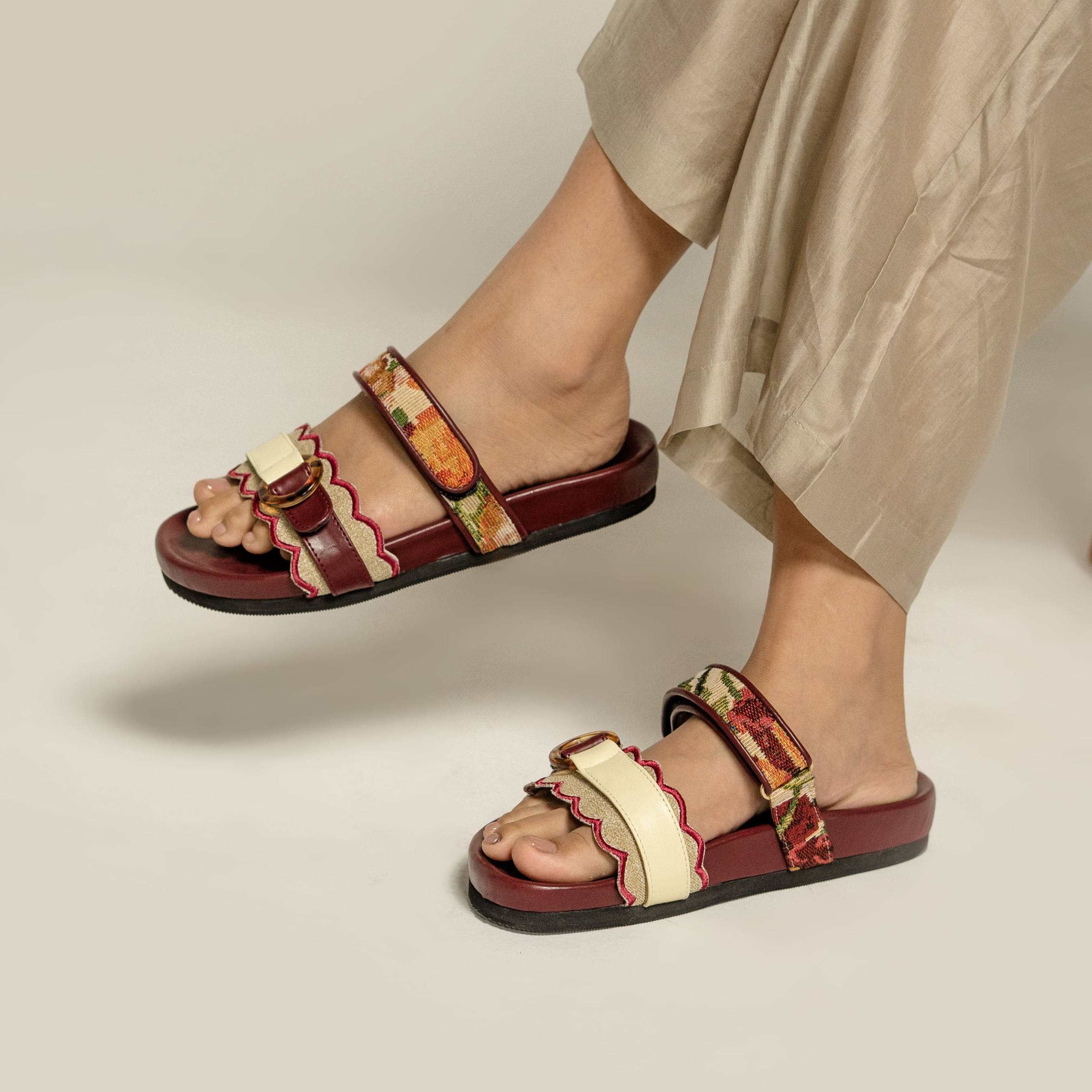 Sera Sandal Slide Wanita Motif Etnik Premium - Dianable