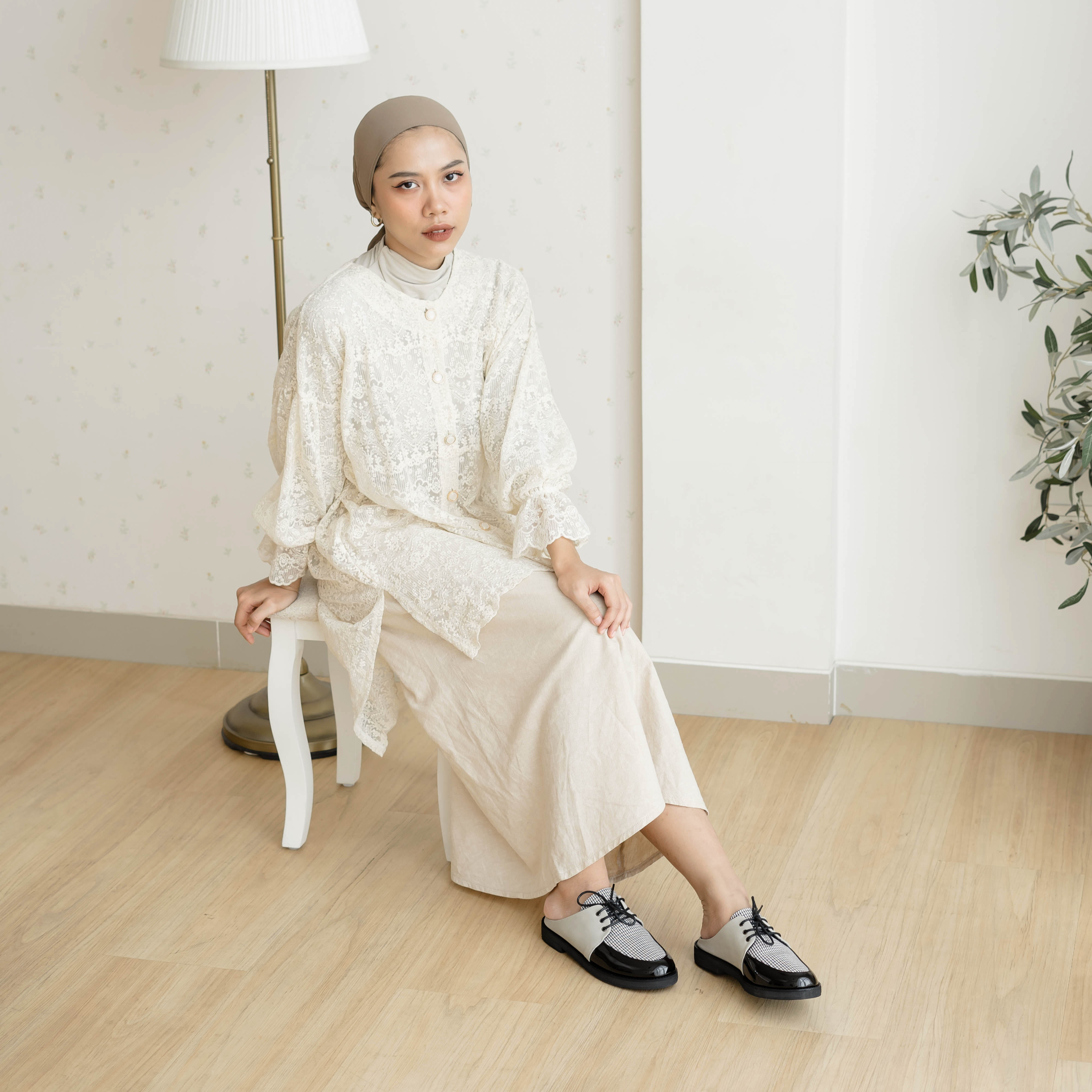 Amara Stone Gray Oxford Shoes Dianable