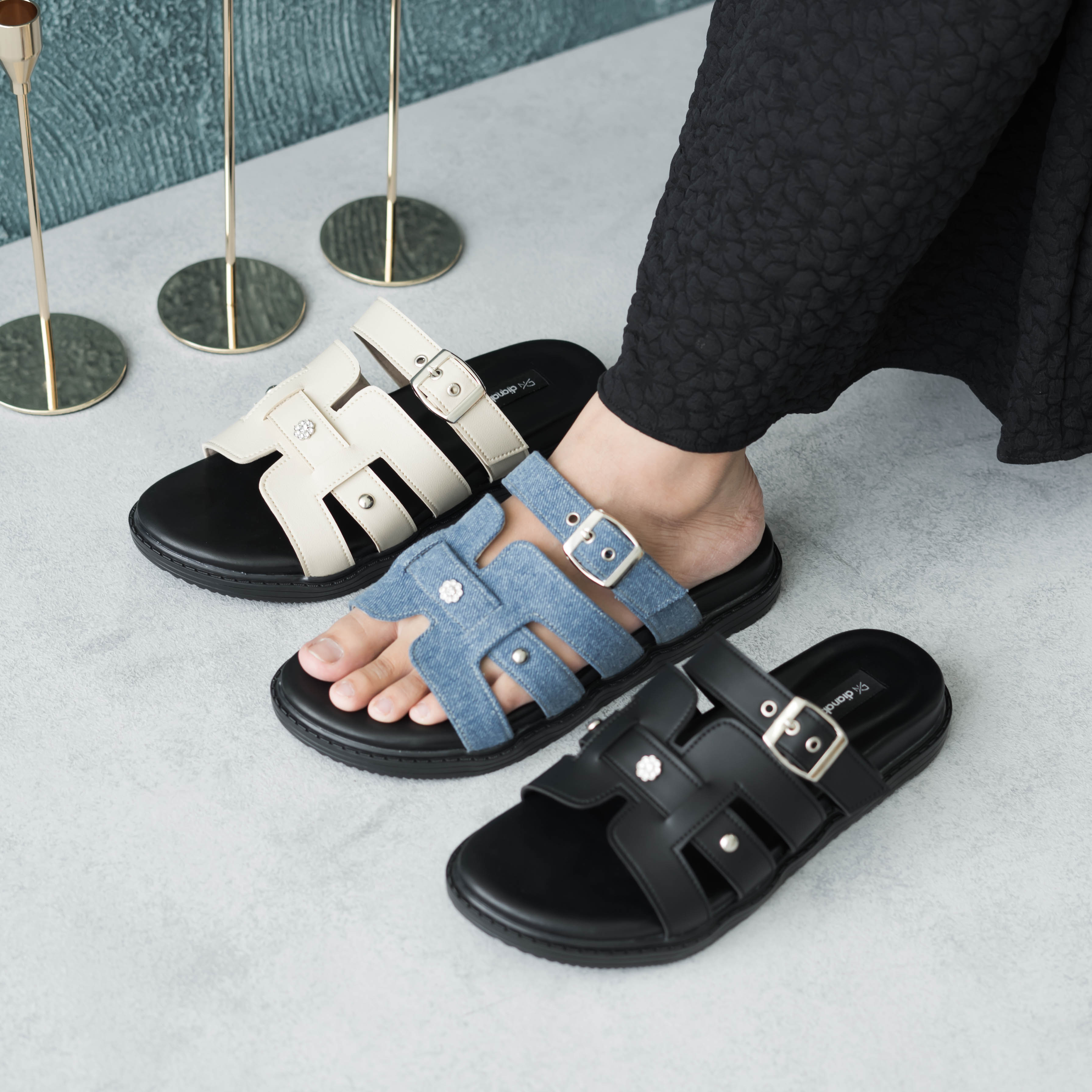 Daisy Black Platfrom Sandal Dianable