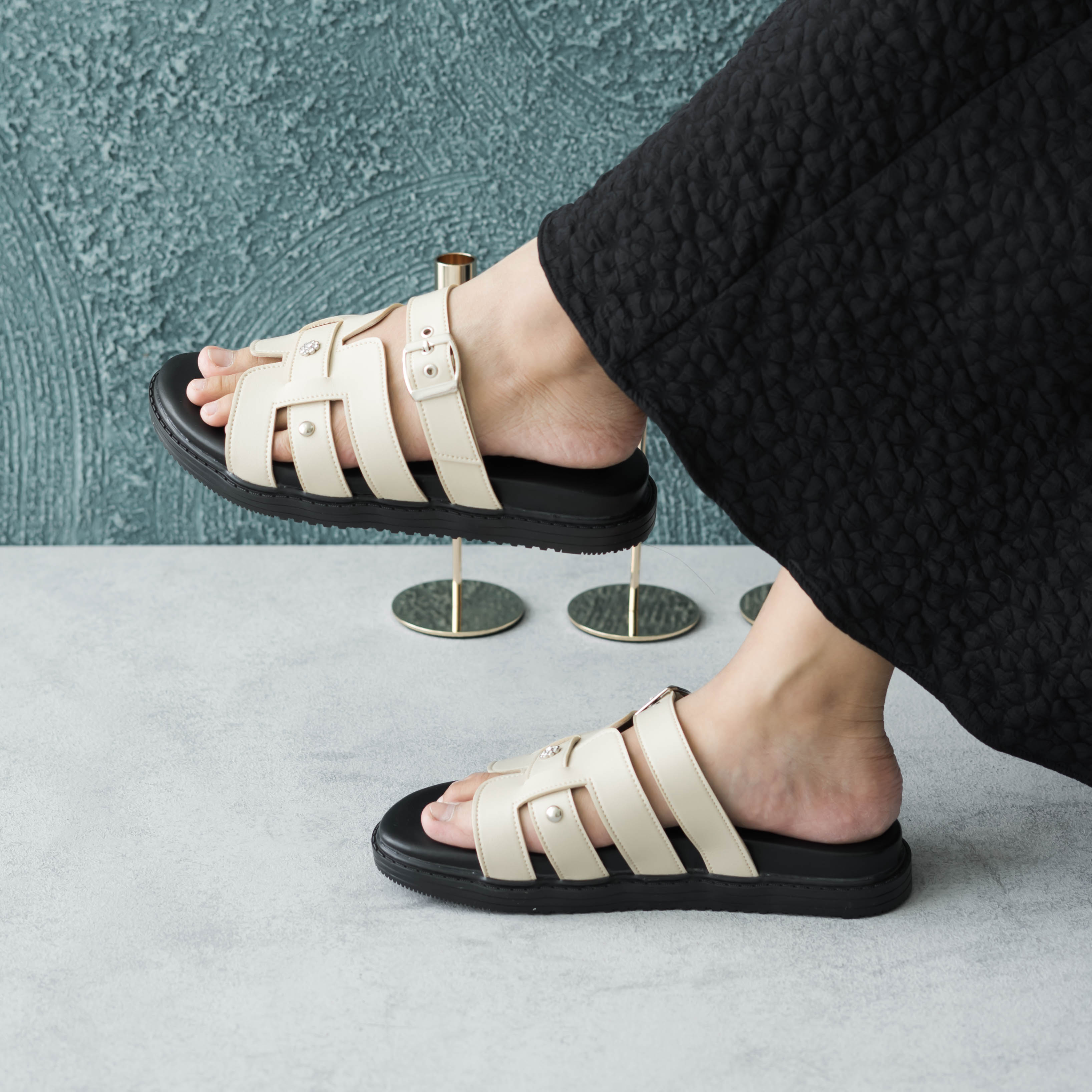 Daisy Beige Platfrom Sandal - Dianable