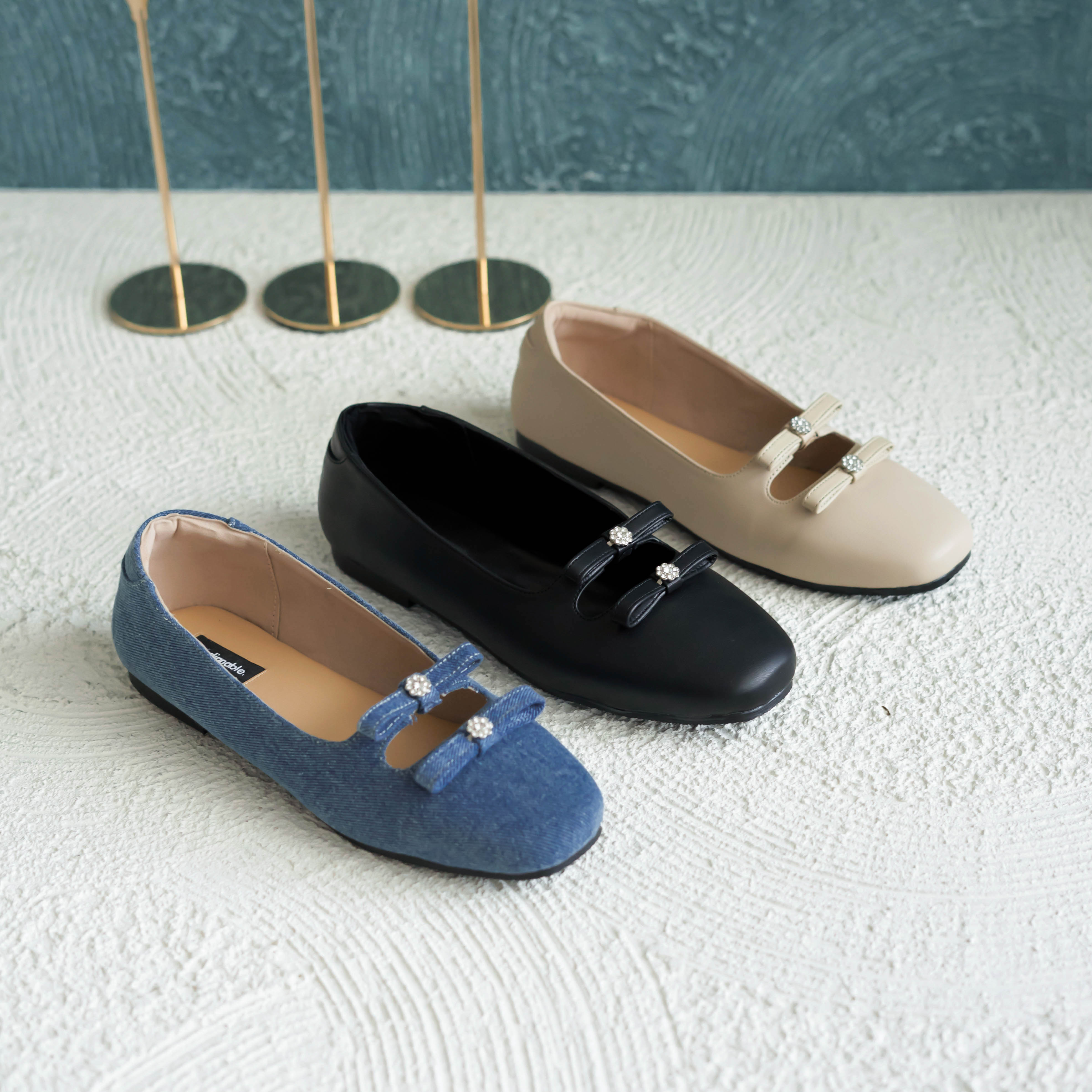 Lily Black Flat Shoes Dianable