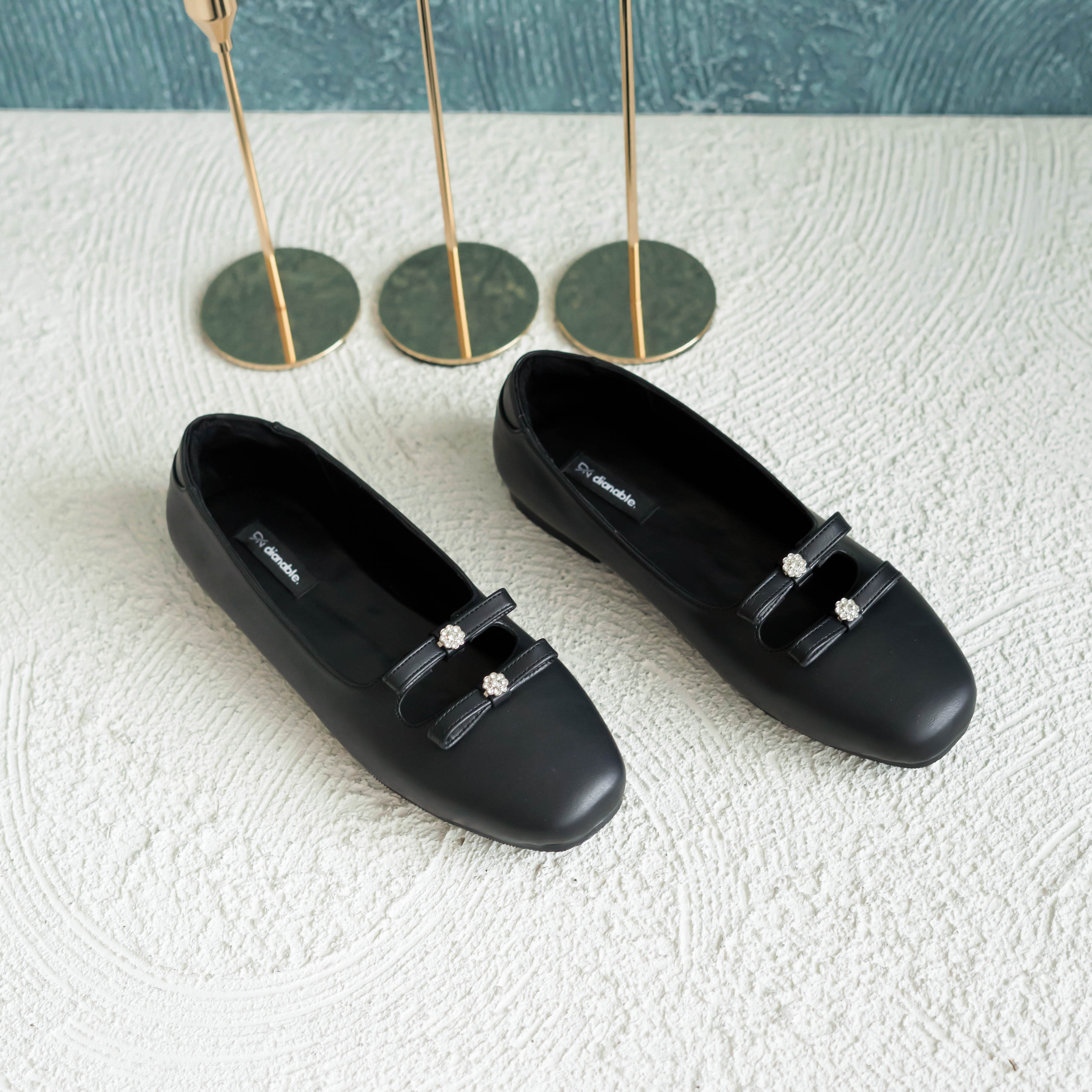 Lily Black Flat Shoes Dianable