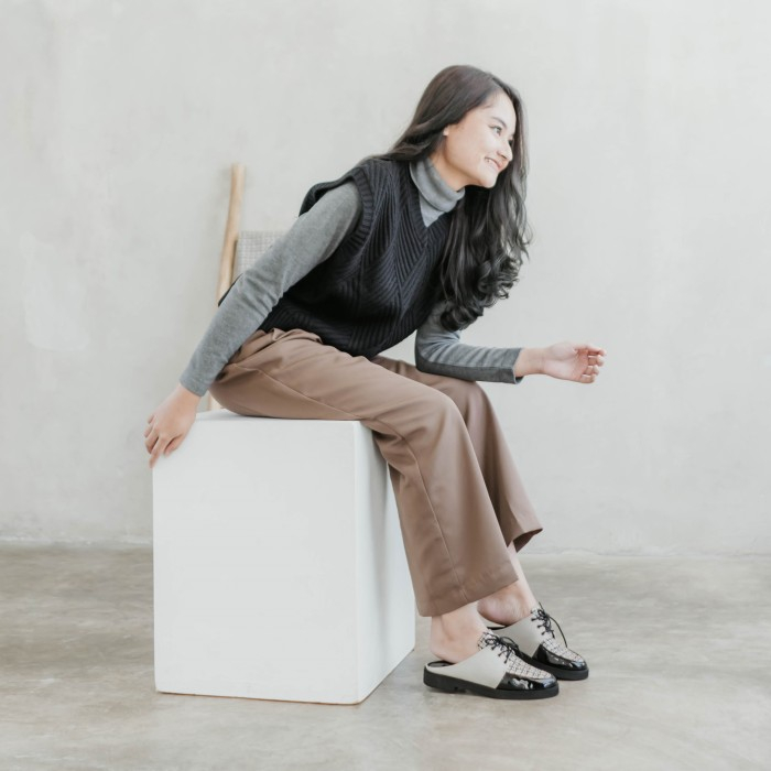 Amara Stone Gray Oxford Shoes Dianable