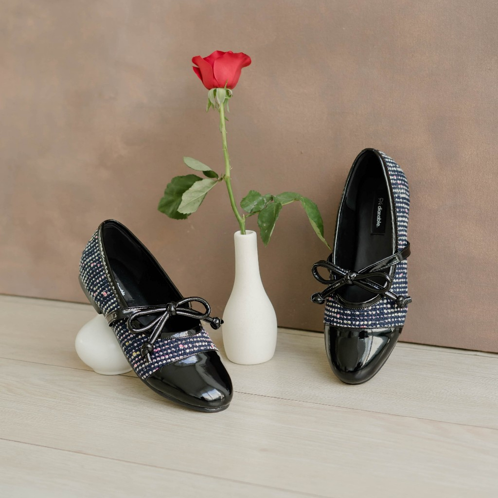 Carla Flat Shoes - Dianable