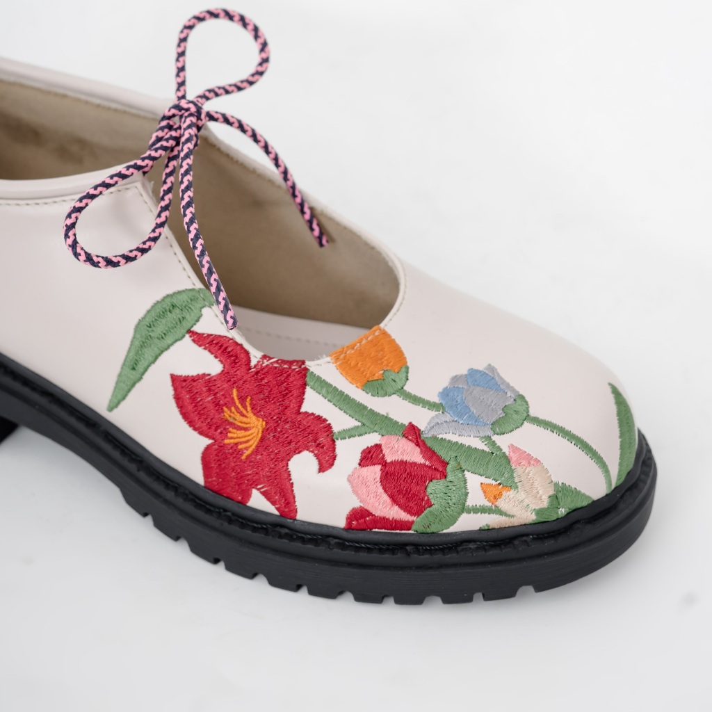 Flair Cream Loafers Shoes Dianable x Nabila Ishma