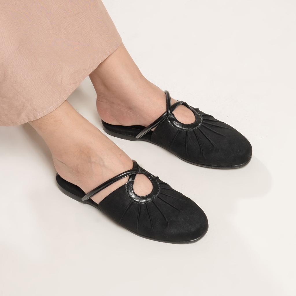 Lula Black Mules Shoes Wanita - Dianable