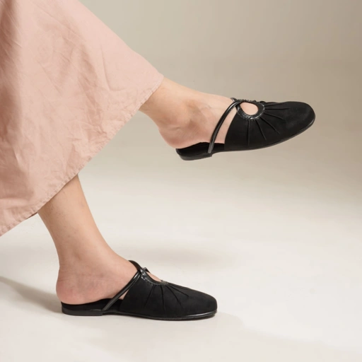 Image of Dianable - Lula Black Mules Shoes Wanita