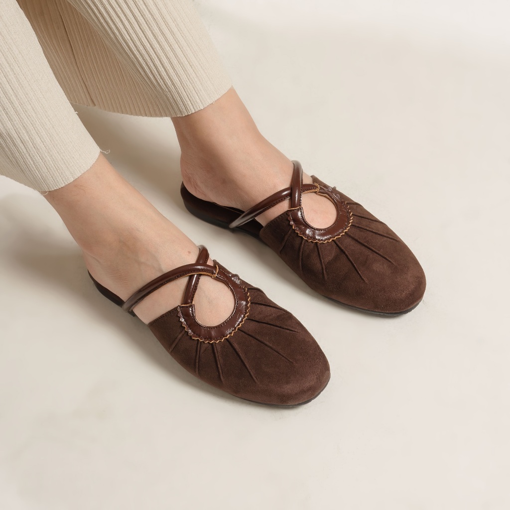Lula Brown Mules Shoes Wanita - Dianable