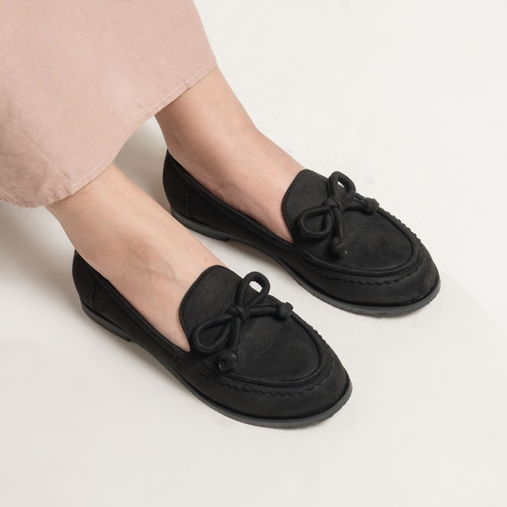 Vishka Black Loafers Sepatu Wanita - Dianable