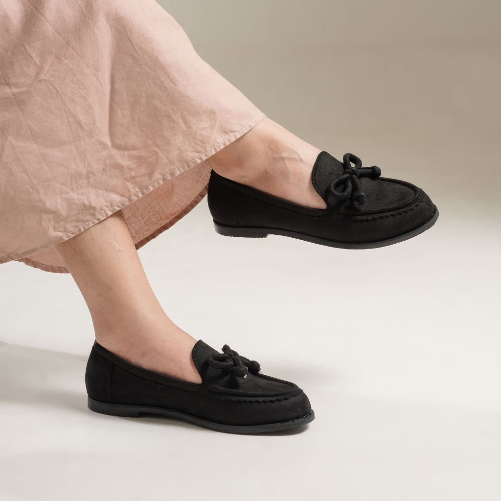Vishka Black Loafers Sepatu Wanita - Dianable