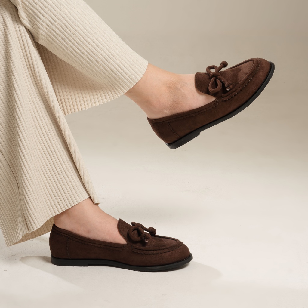 Vishka Brown Loafers Sepatu Wanita - Dianable
